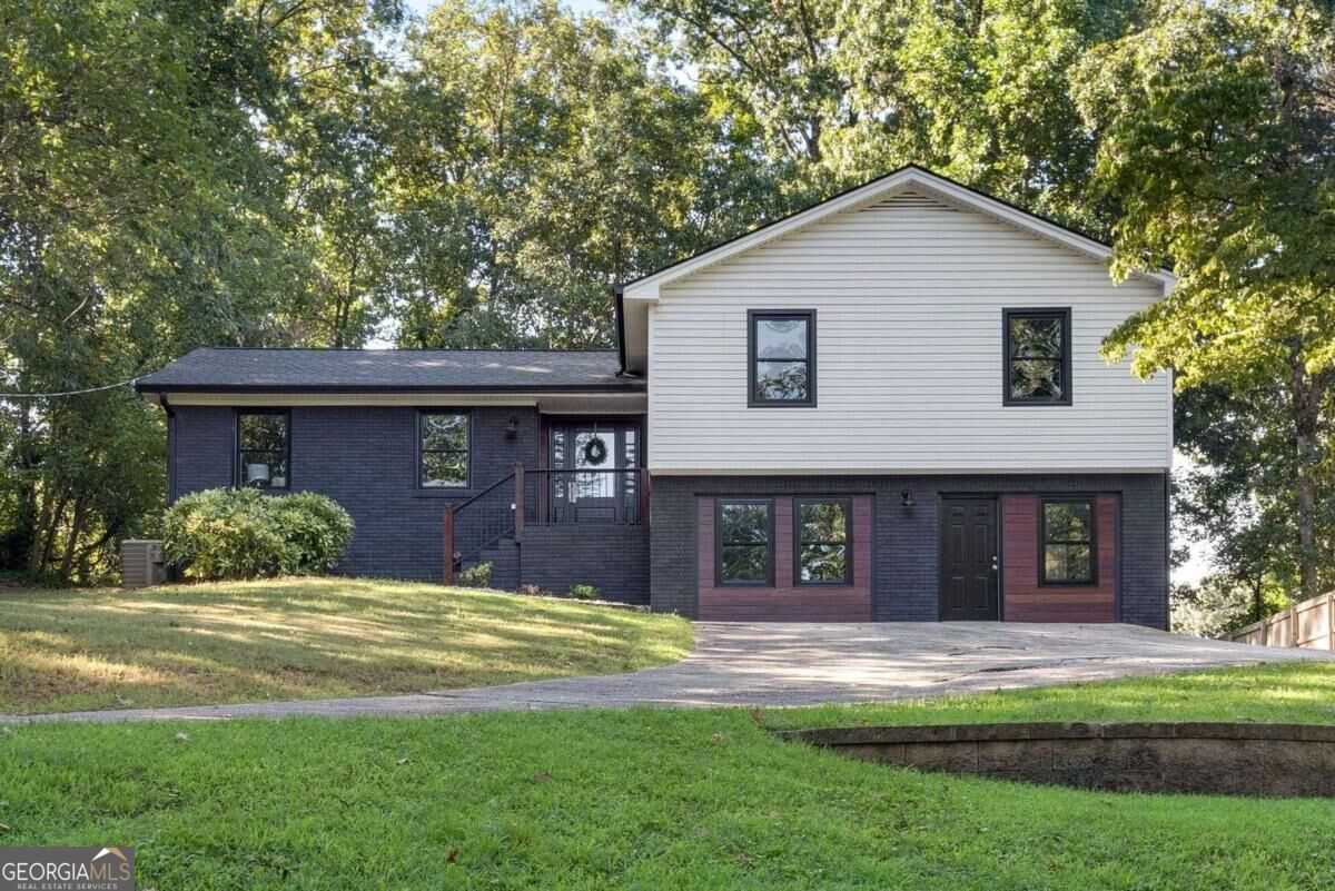 706 Ketchem Dr — photo