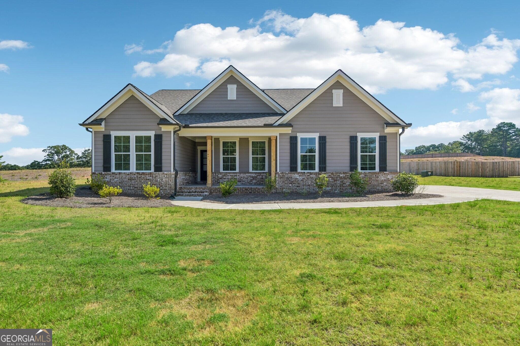 574 Gene Bell Rd — photo