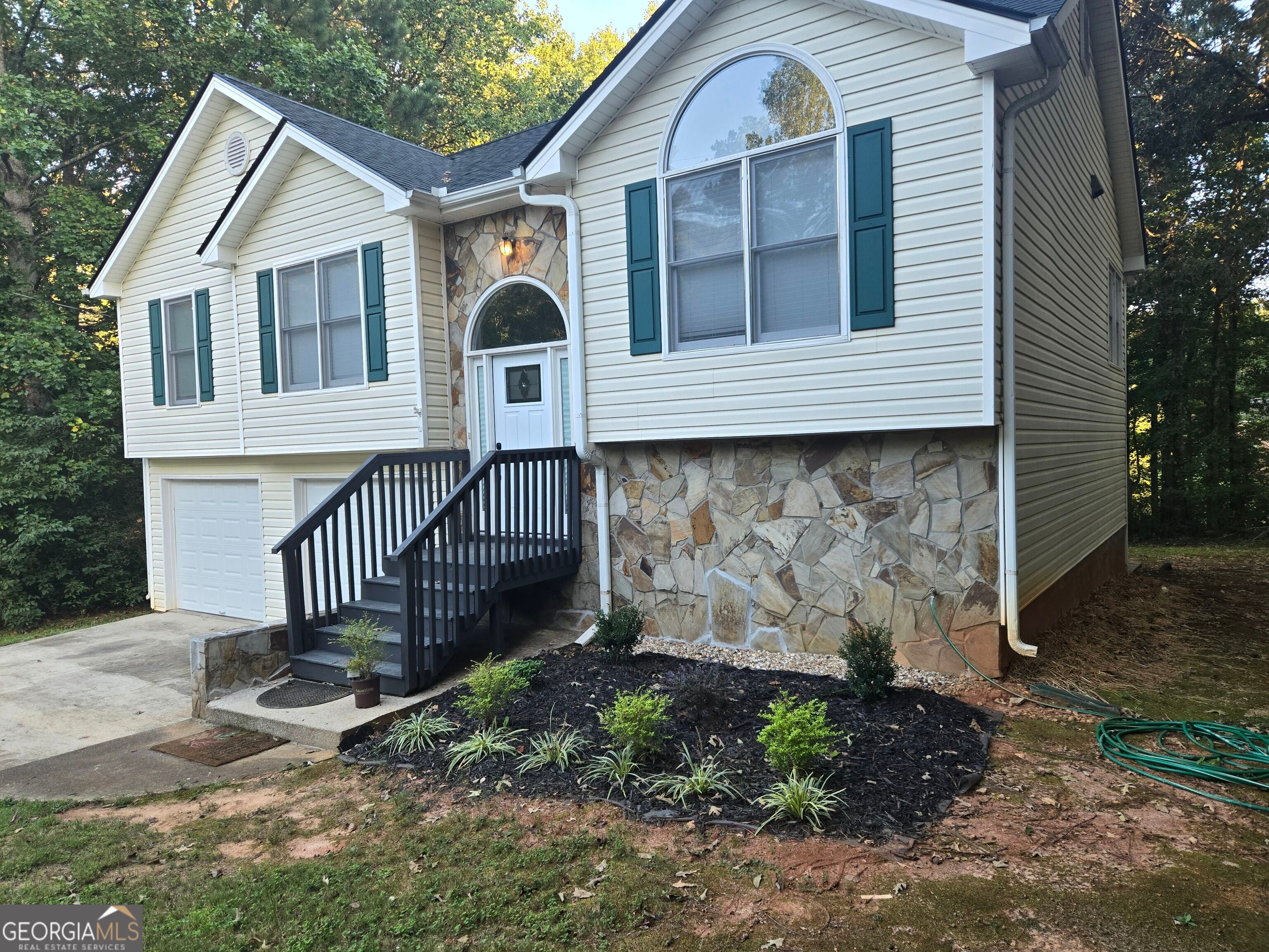 4809 Cedar Lake Drive — photo