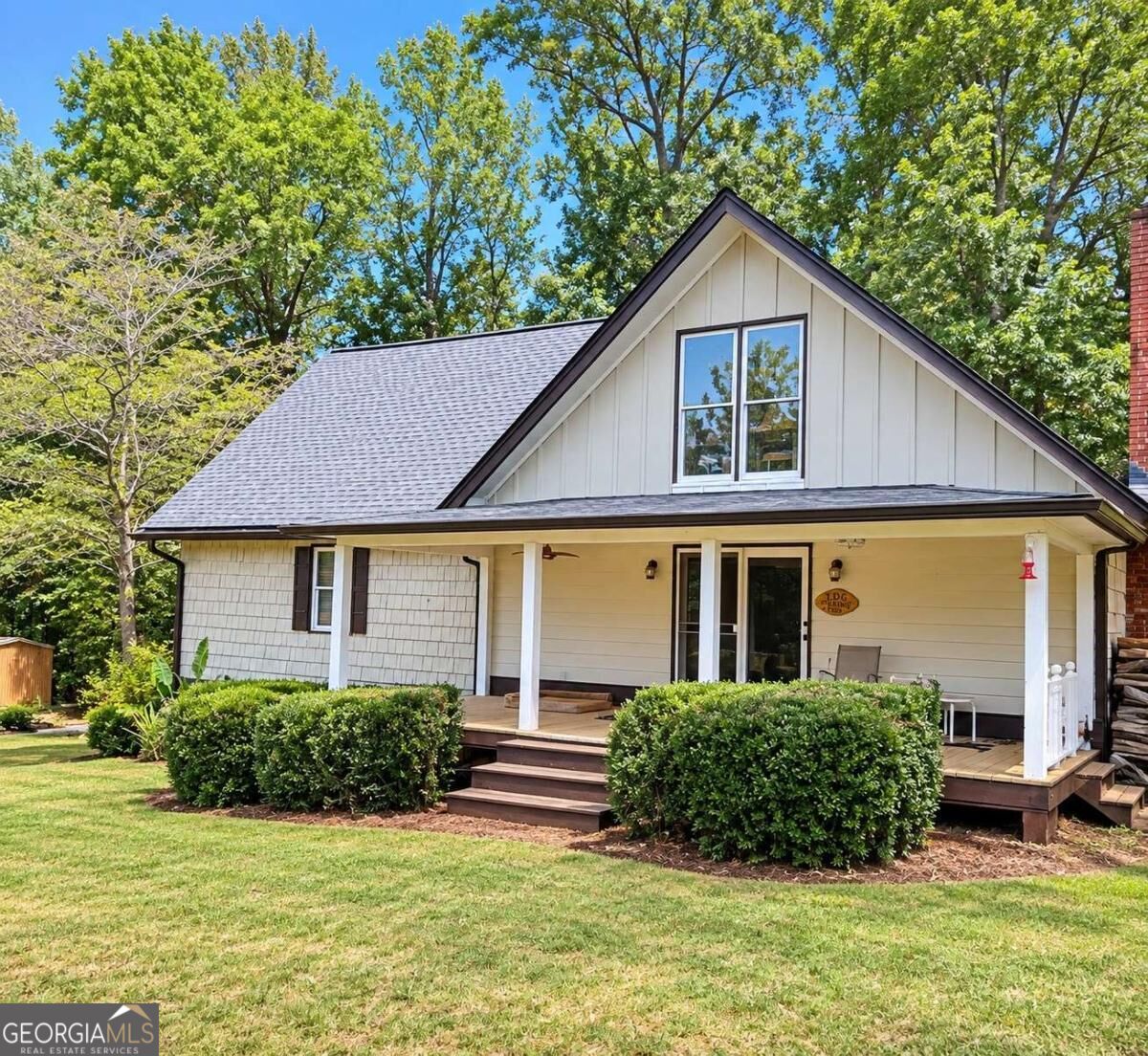 325 Racetrack Rd — photo