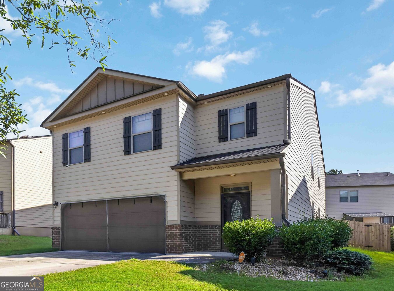 3744 Hampshire Walk SW — photo