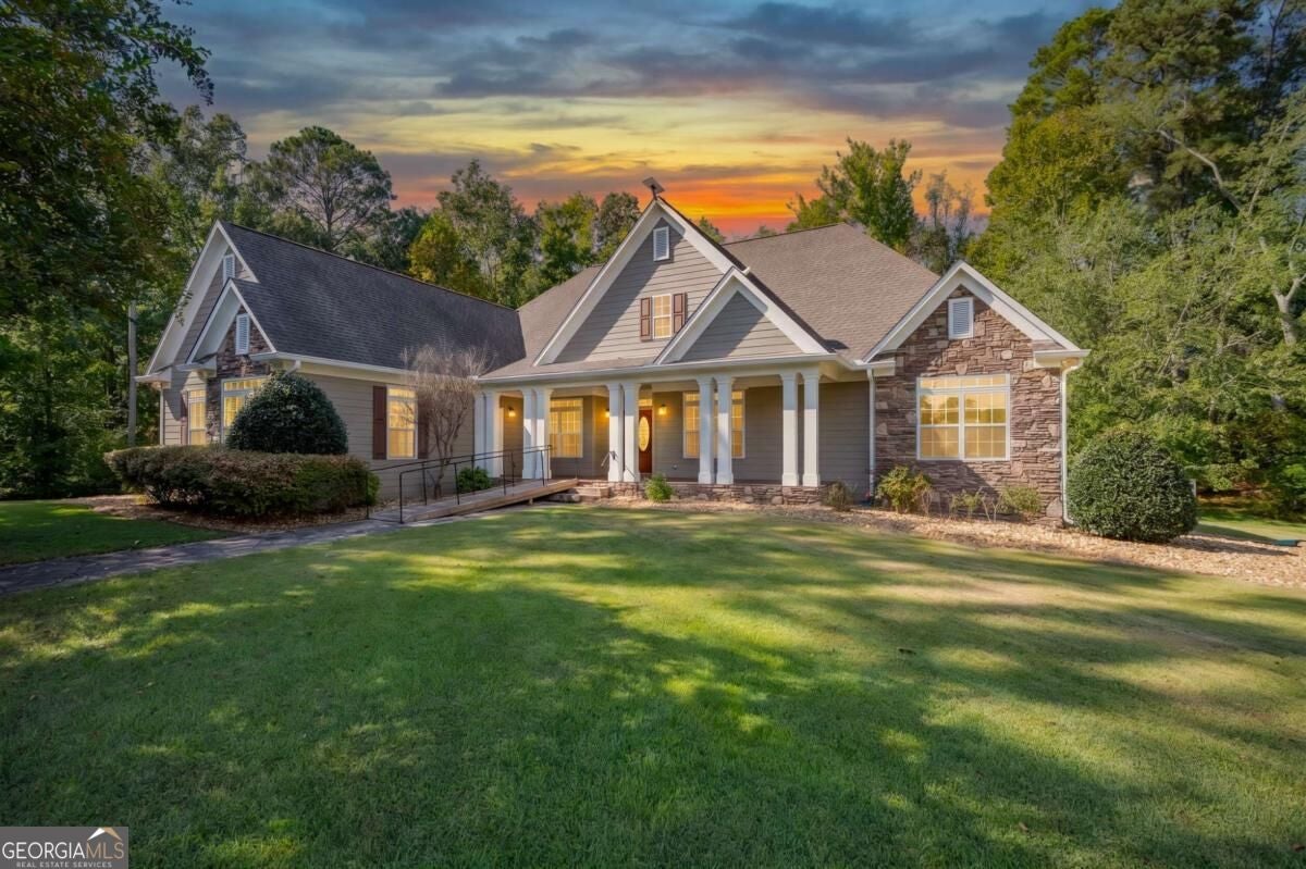 1215 Cullpepper Rd NE — photo