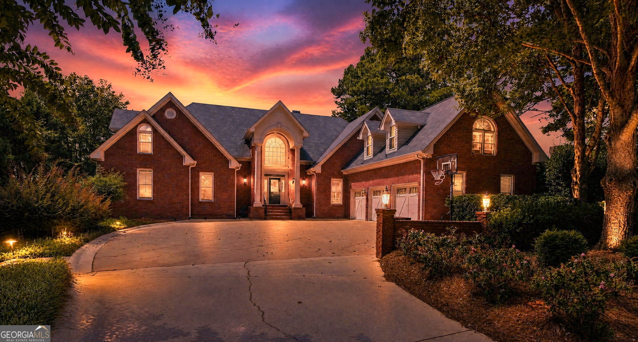 3117 Lake Park Dr — photo
