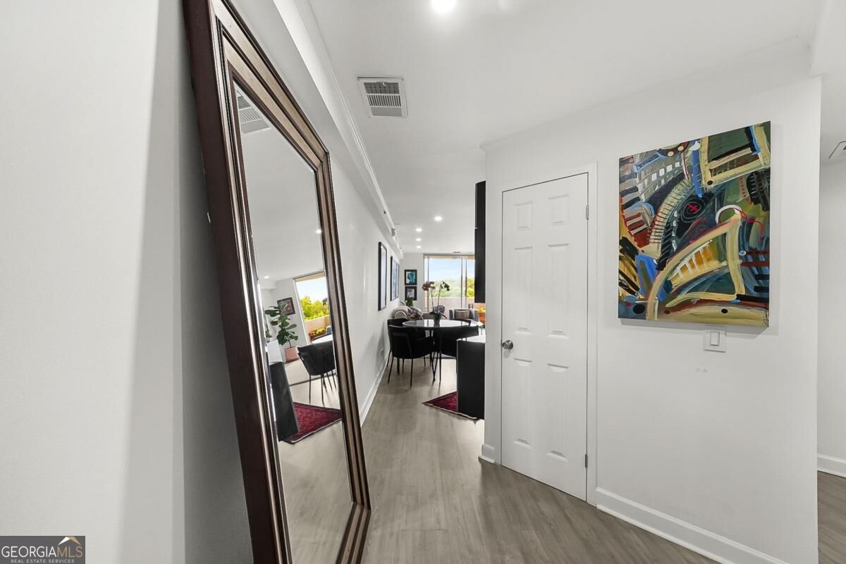 1501 Clairmont Rd 1210 — photo