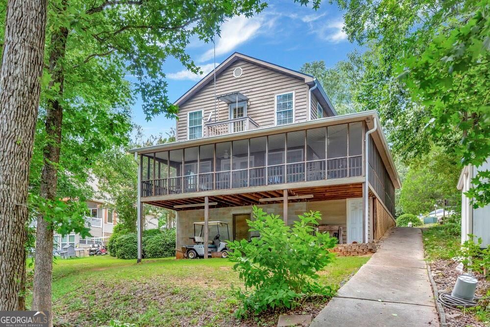 104 Lakehill Rd — photo