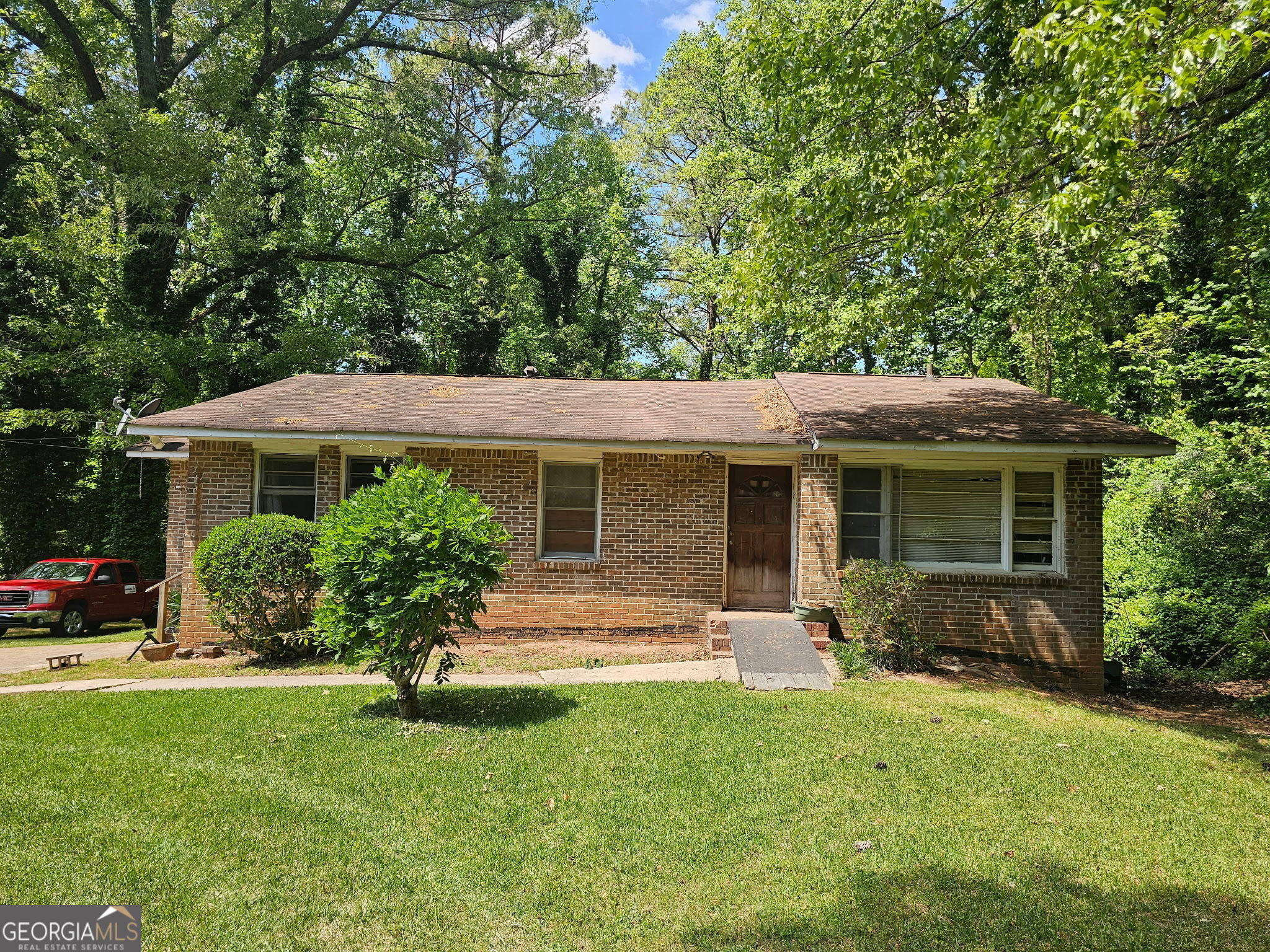 130 Ashland Dr — photo