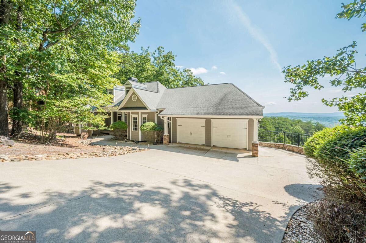 805 Lake Arrowhead Dr — photo