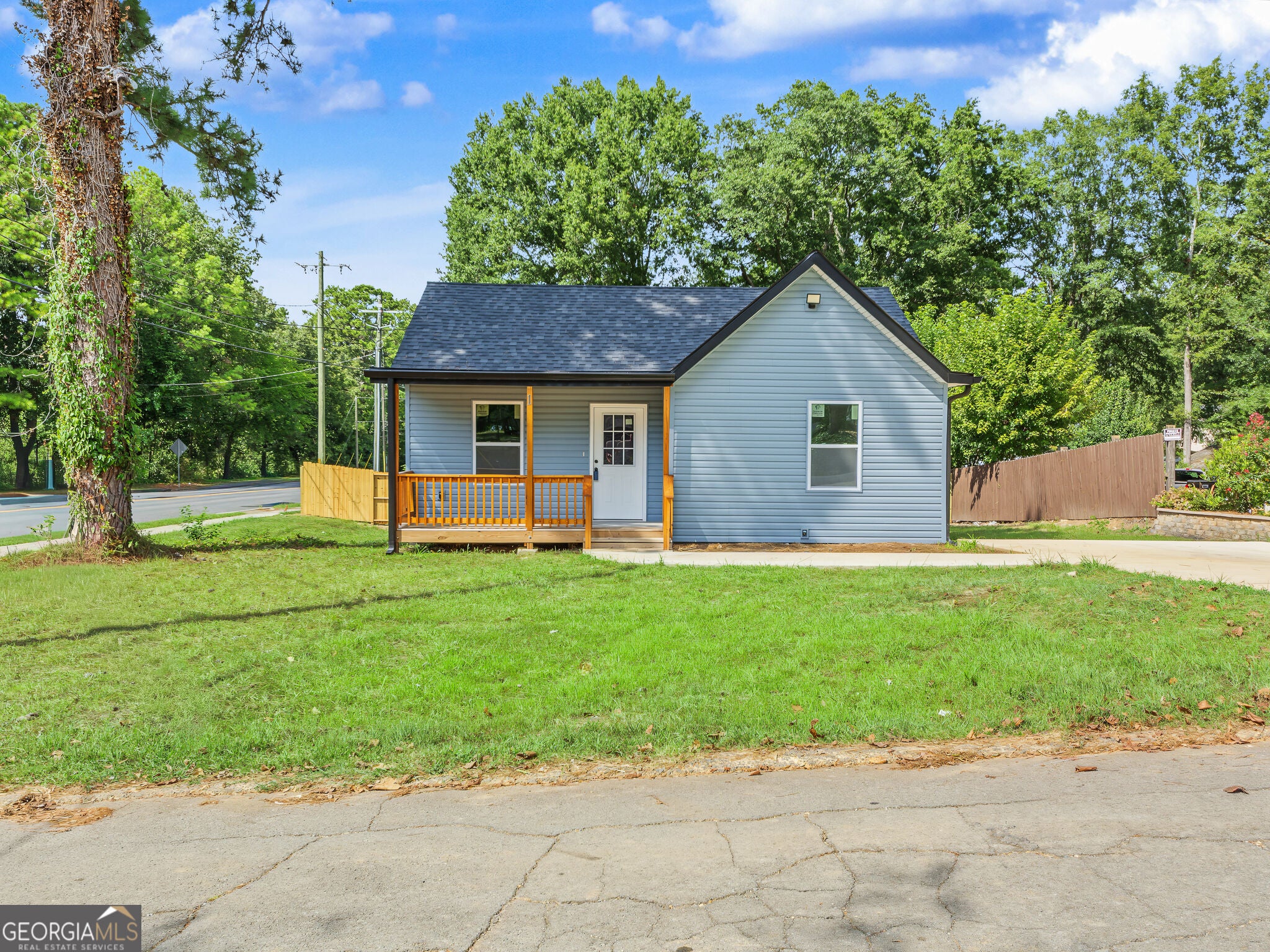 1 Lucille Ave NW — photo