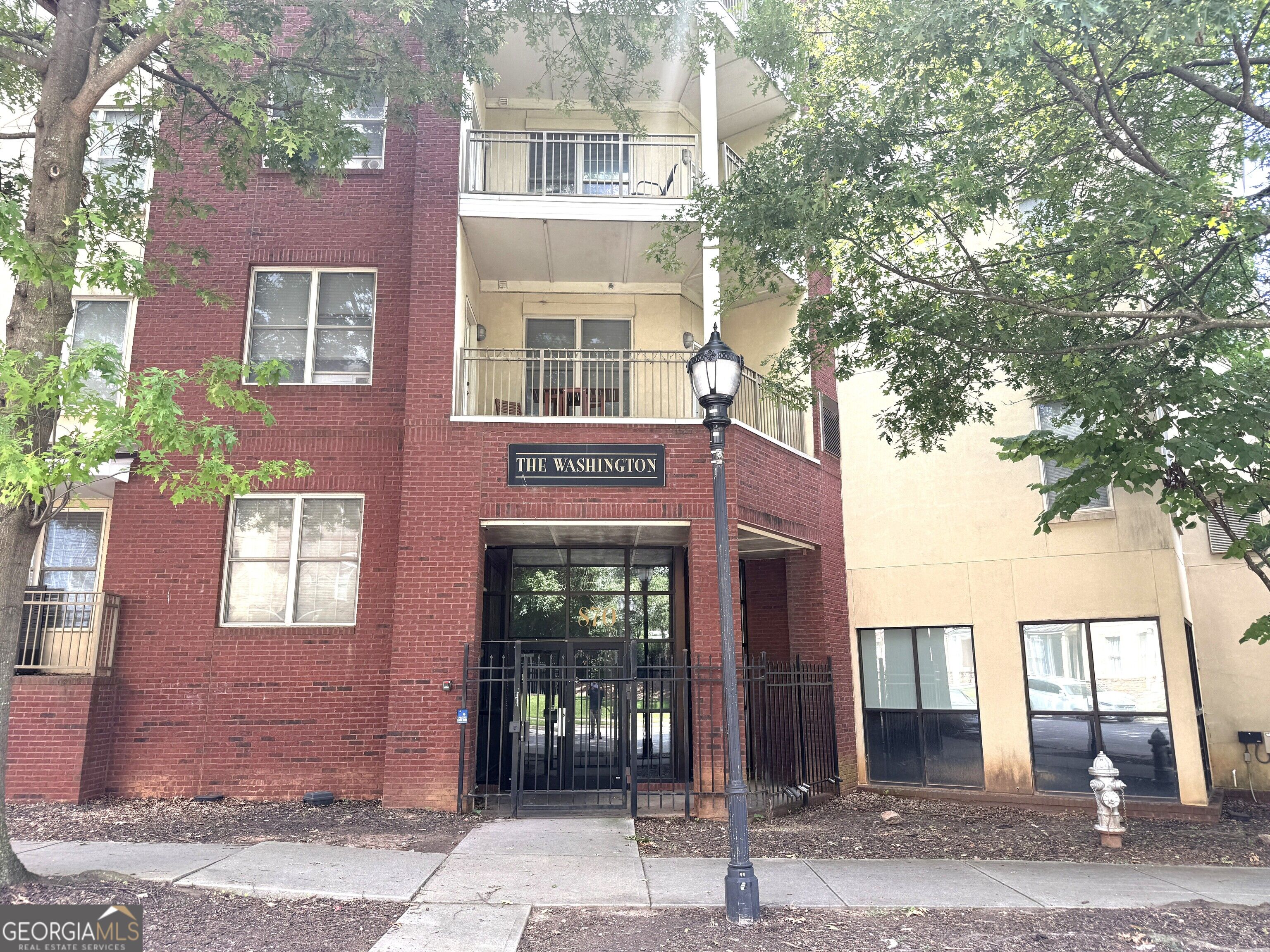 870 Mayson Turner Rd NW 1001 — photo