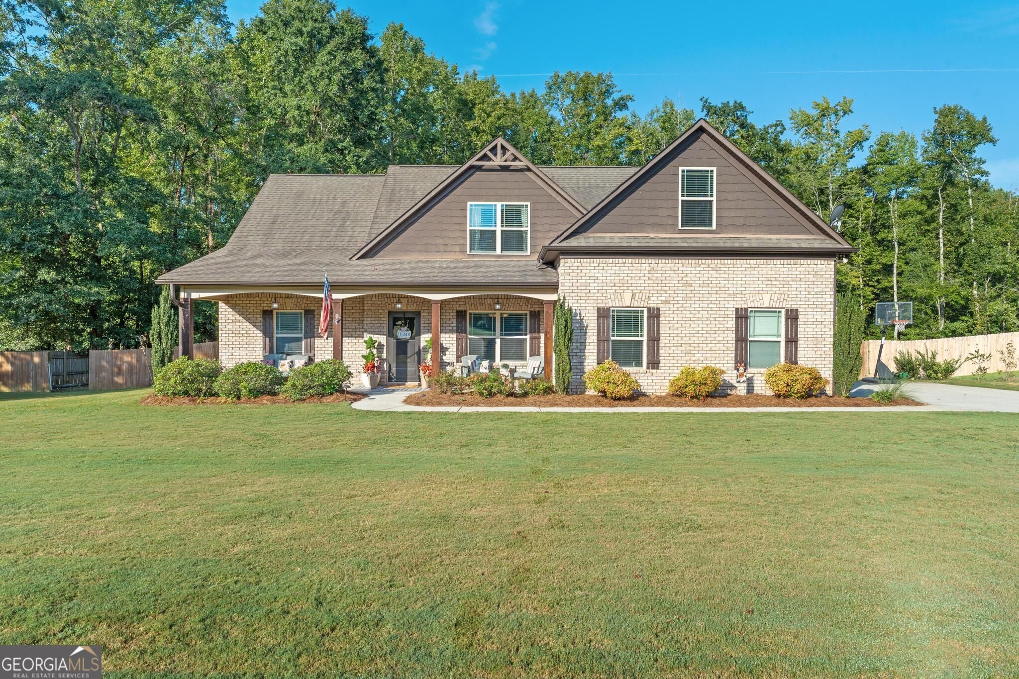 156 Fishers Mill Dr — photo