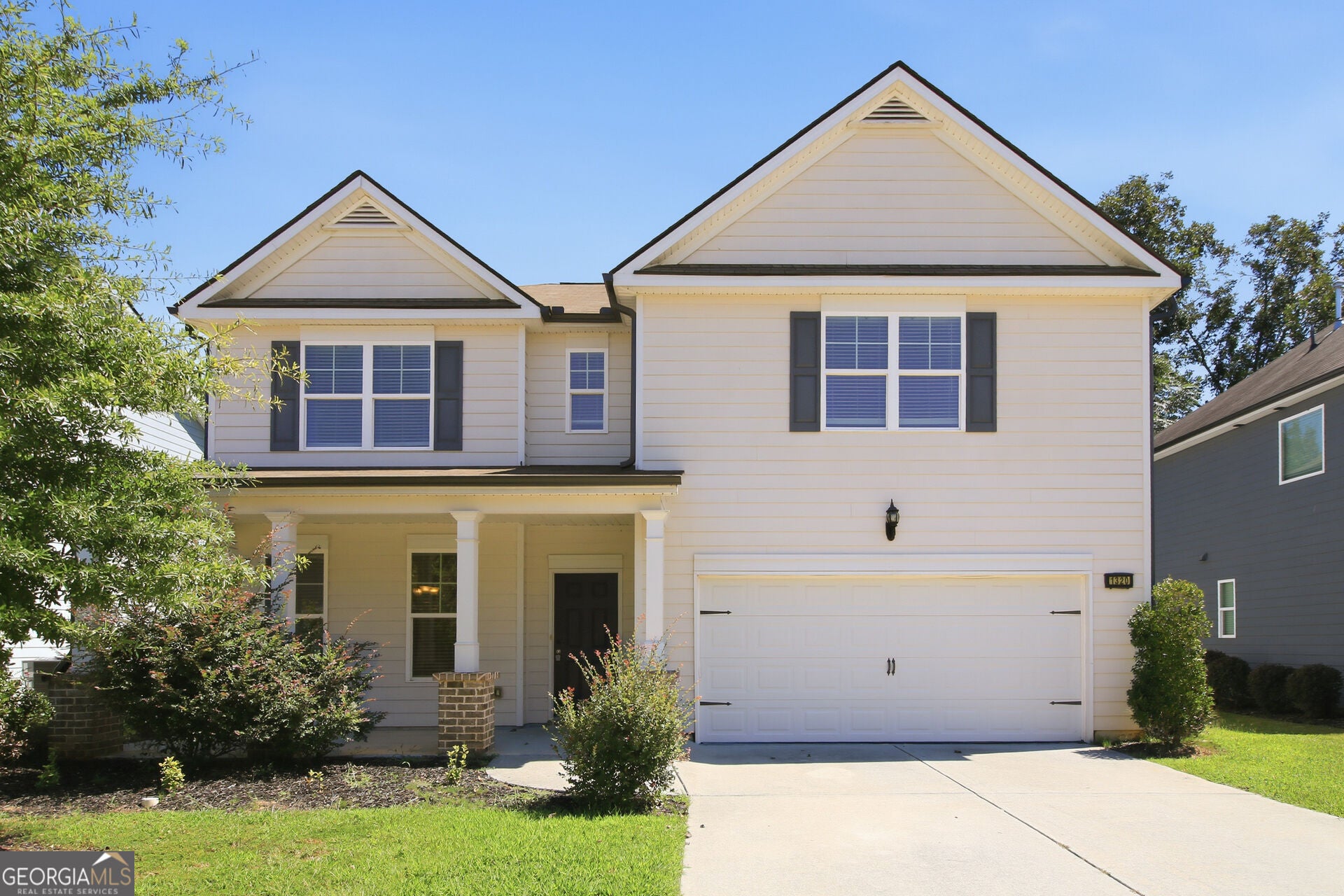 1320 Grove Park Ln — photo