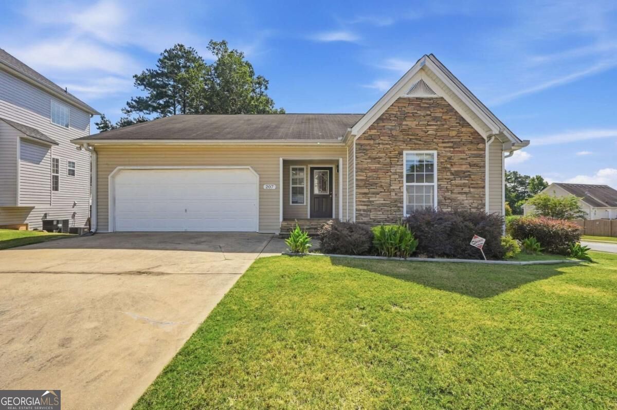 207 Providence Dr — photo