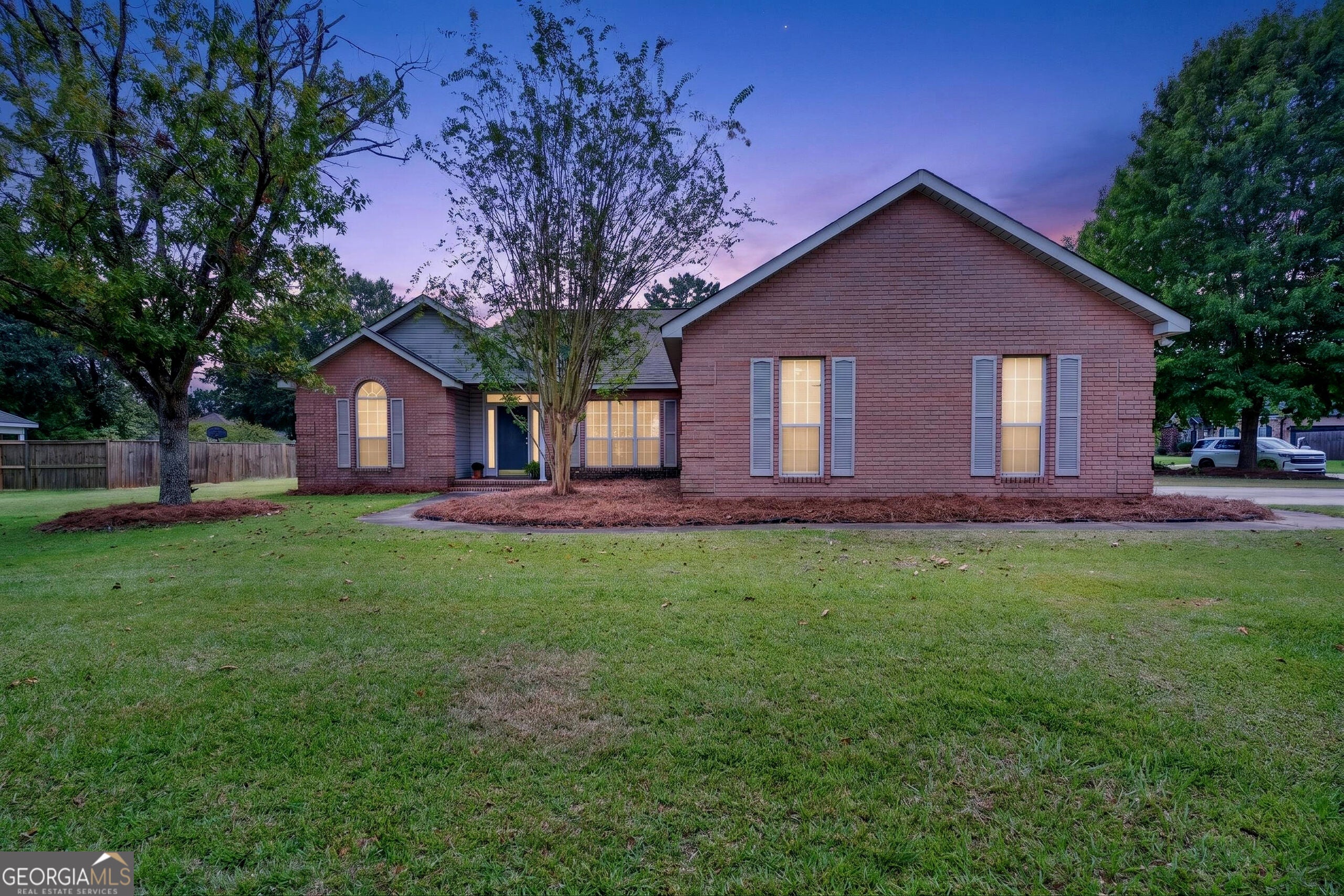 107 Ivey Ct — photo
