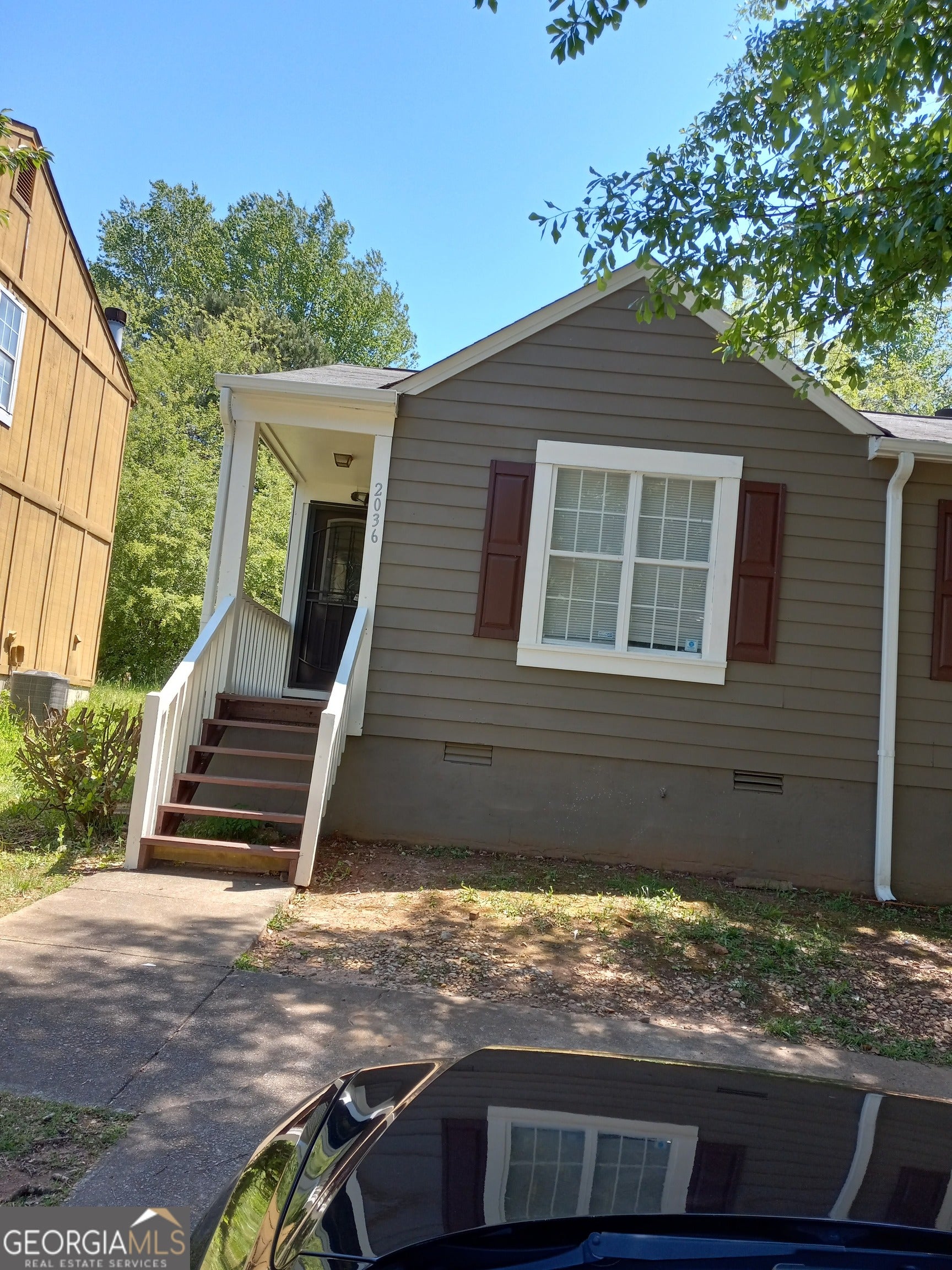 2036 Charter Mnr — photo