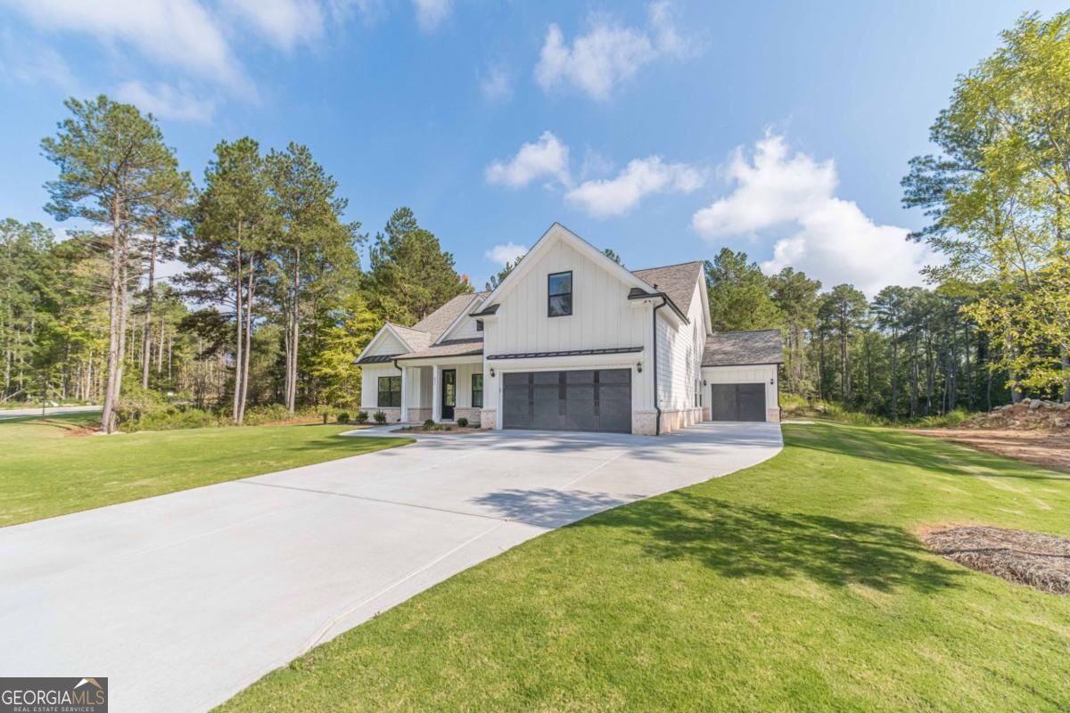 857 Bessie Ct — photo