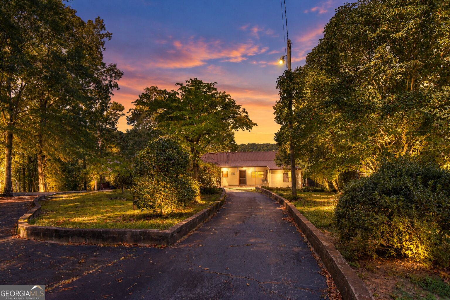 411 Sandpiper Dr — photo