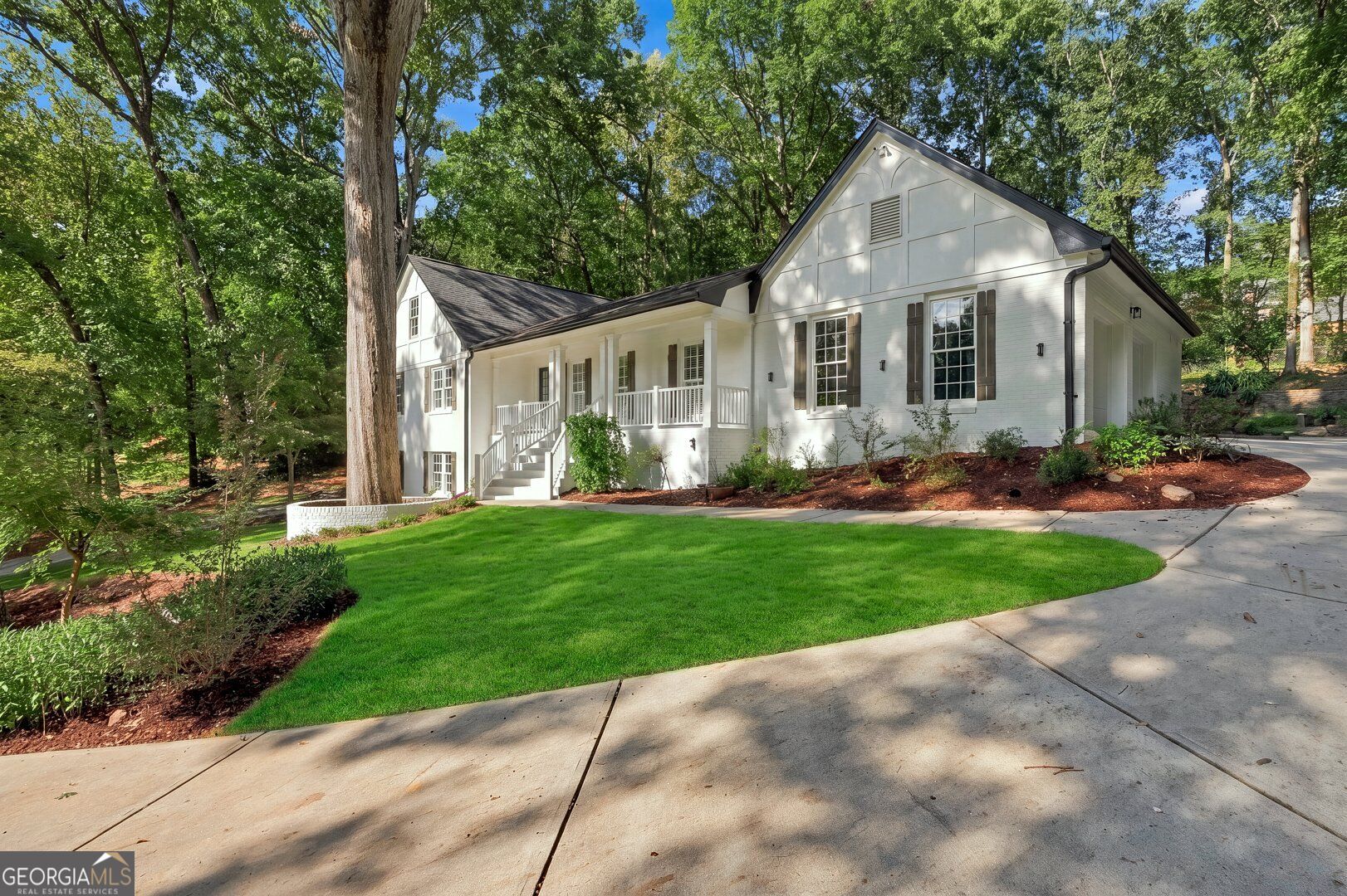 1761 E Gate Dr — photo
