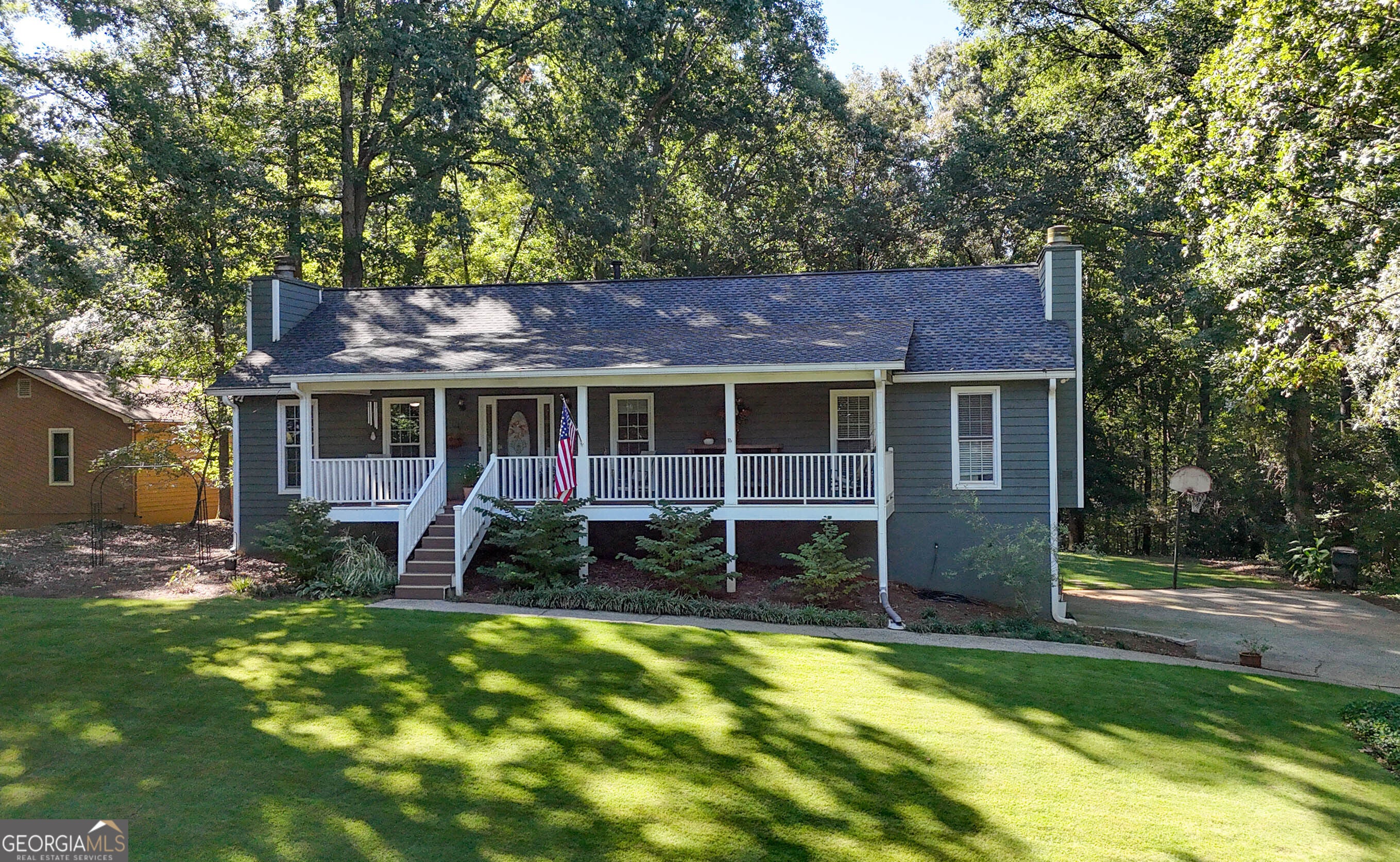 2109 Winding Creek Ln SW — photo
