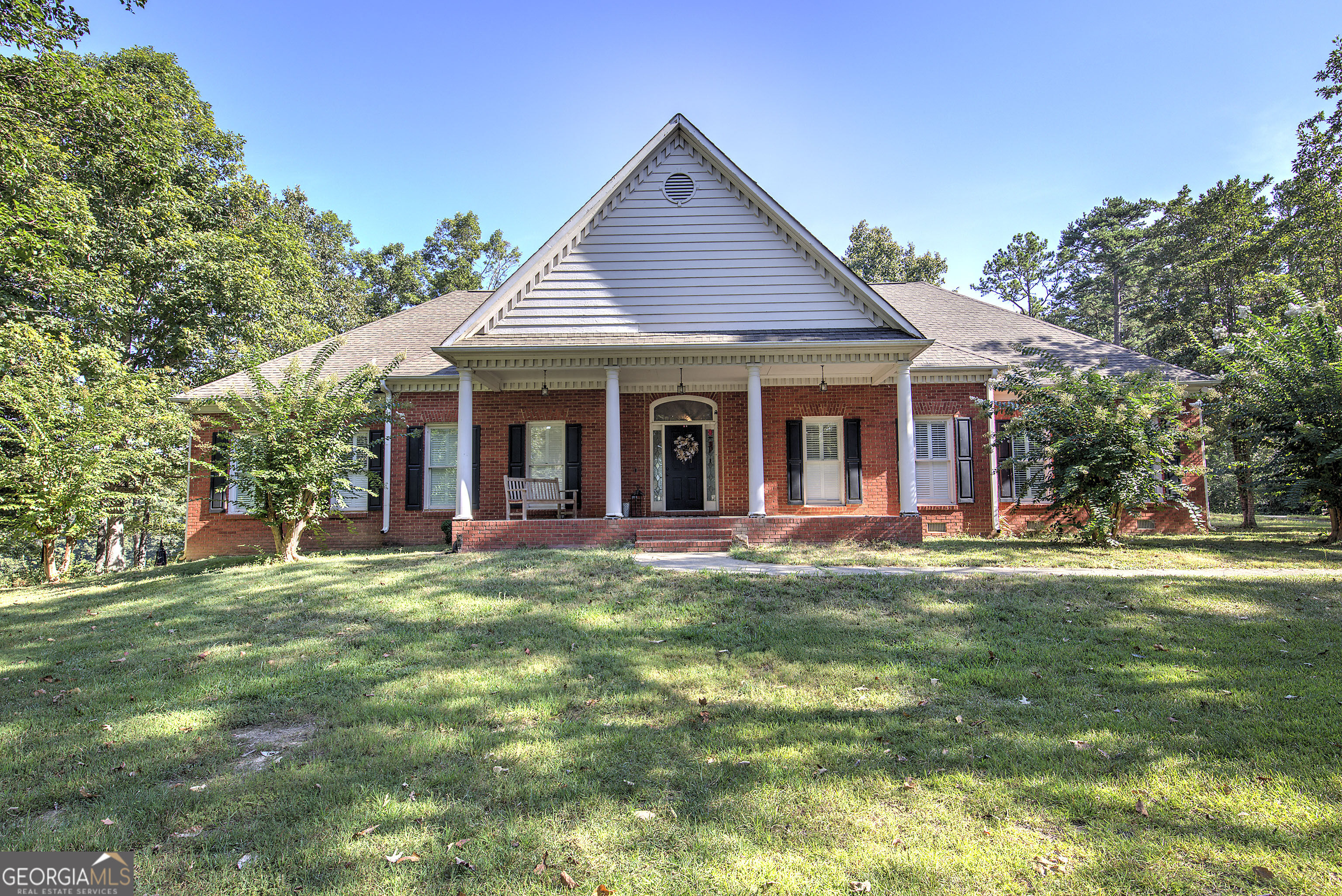 220 Connesena Rd — photo