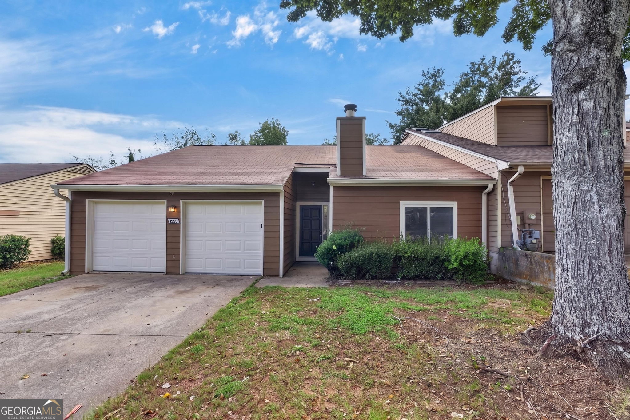 1555 Burnstone Dr — photo