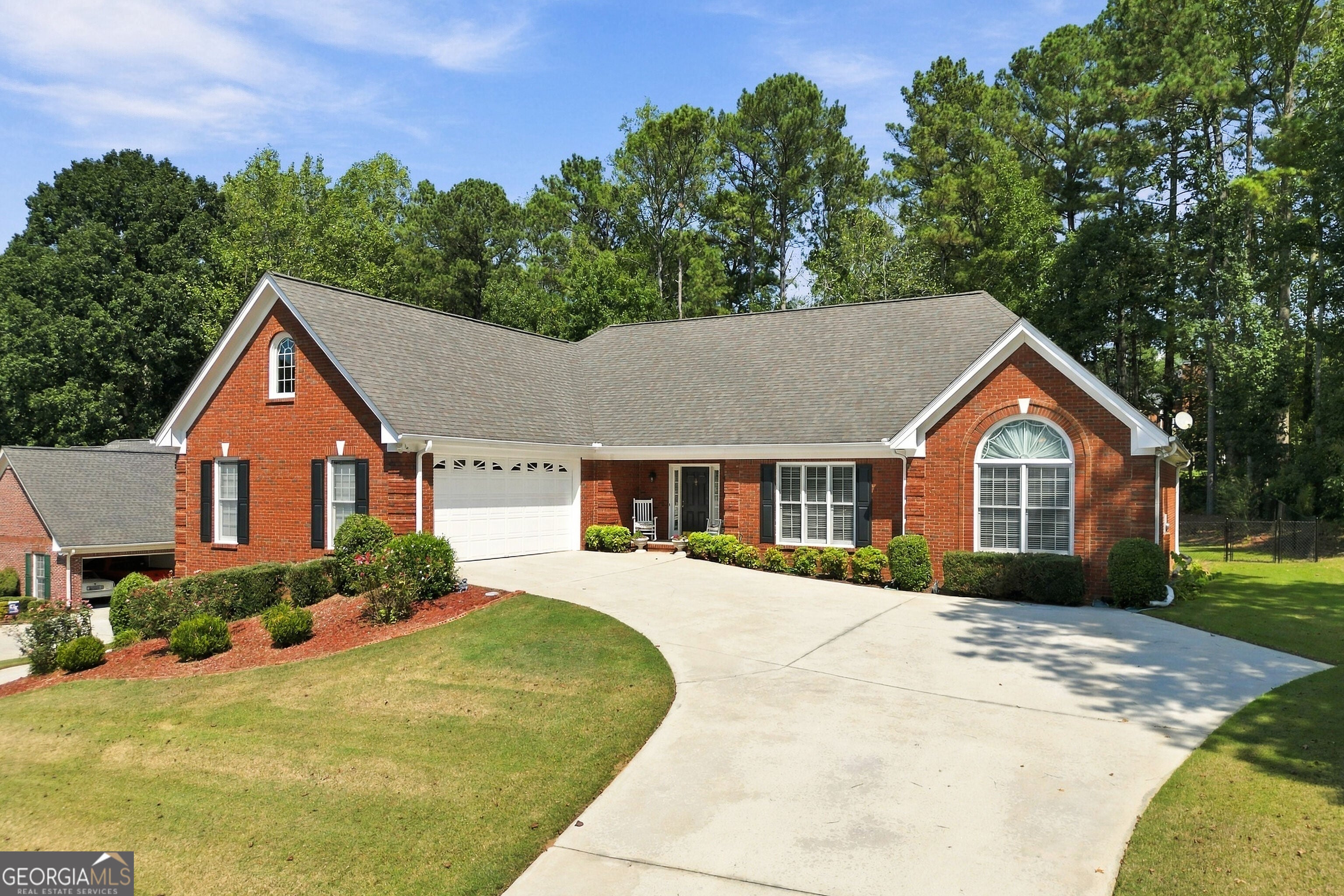 805 Ivy Ridge Dr — photo