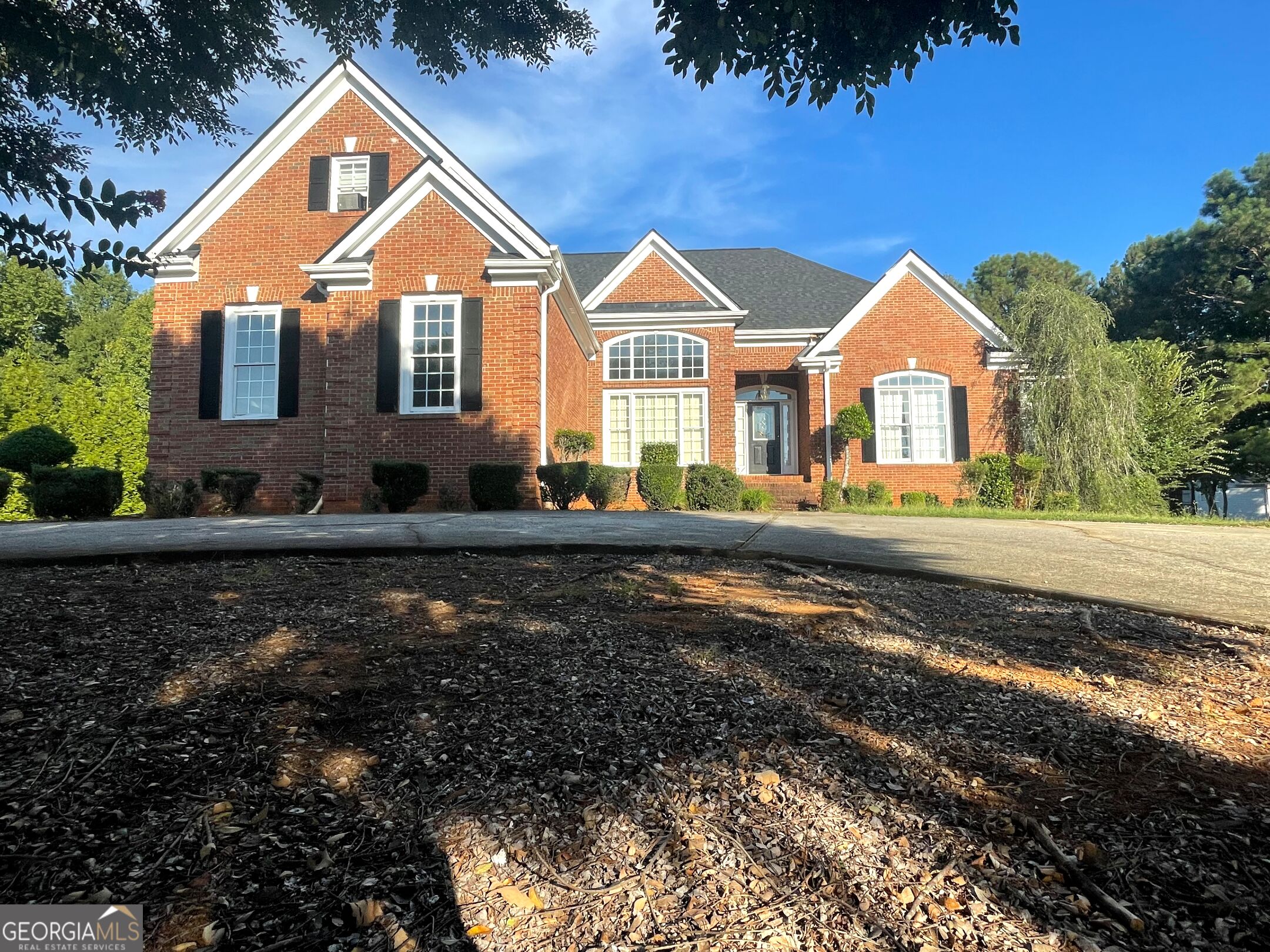 140 Lake Lucinda Dr — photo