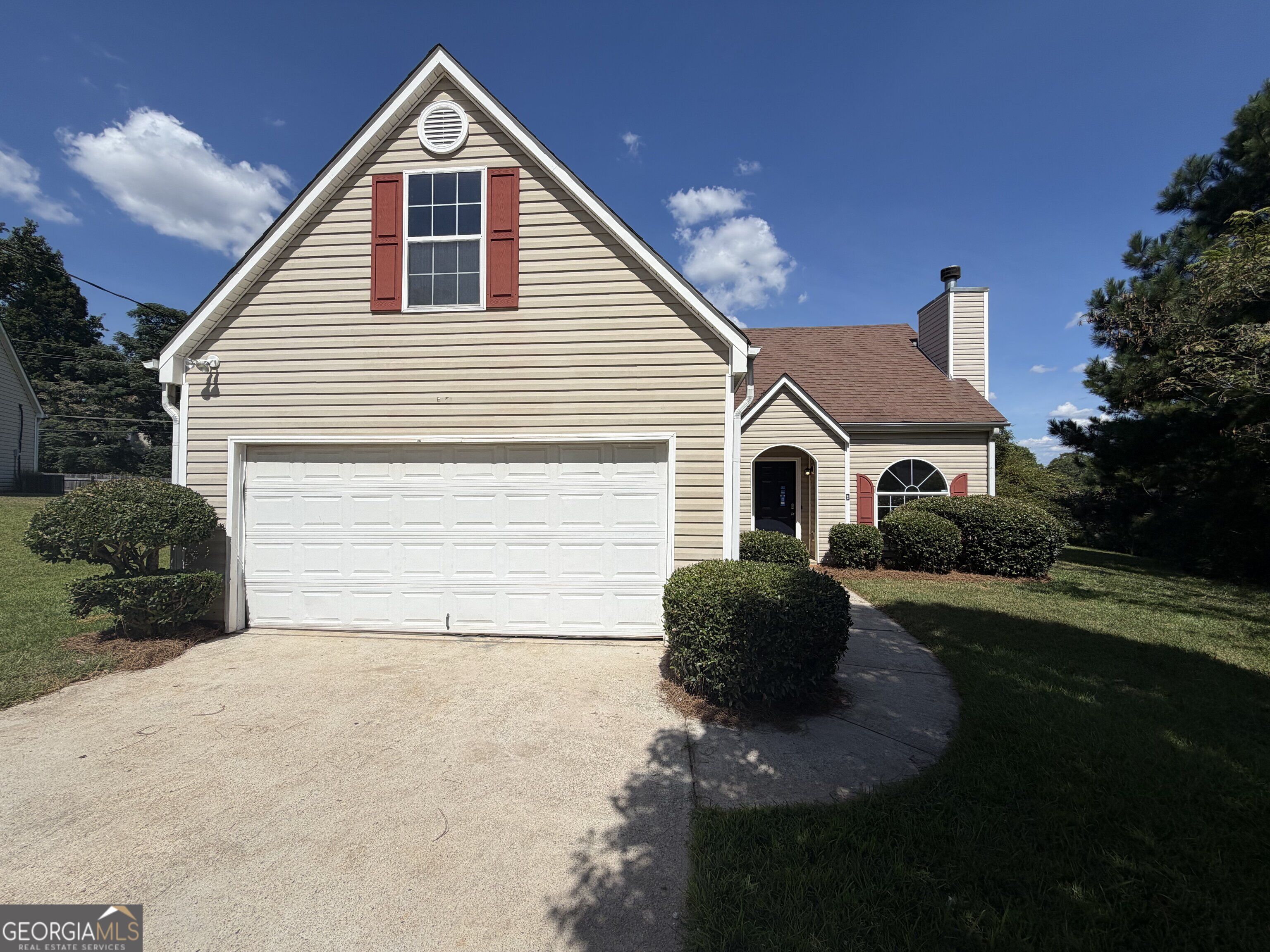 5721 Blackberry Row — photo