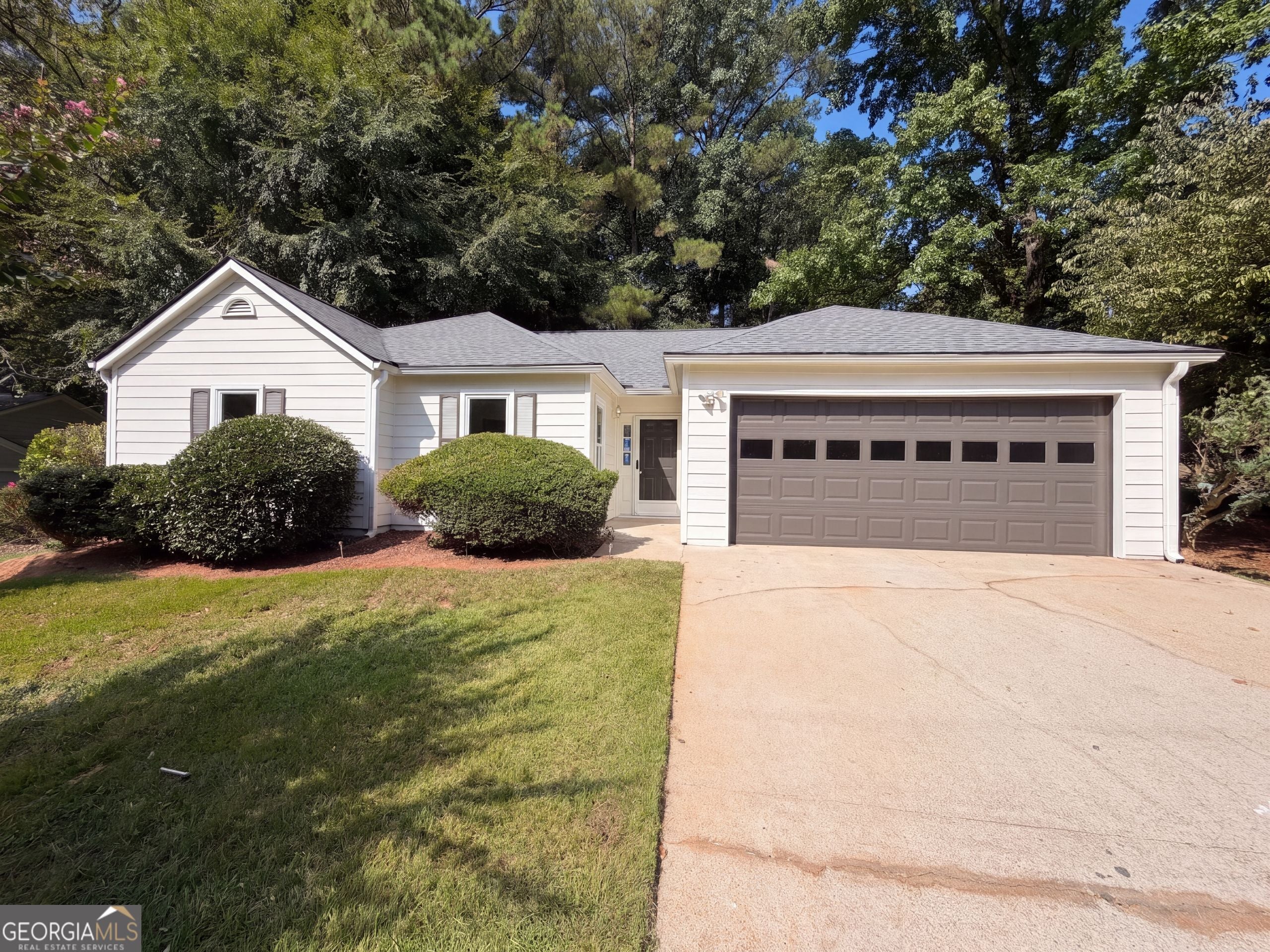 3725 Windy Hill Dr SE — photo