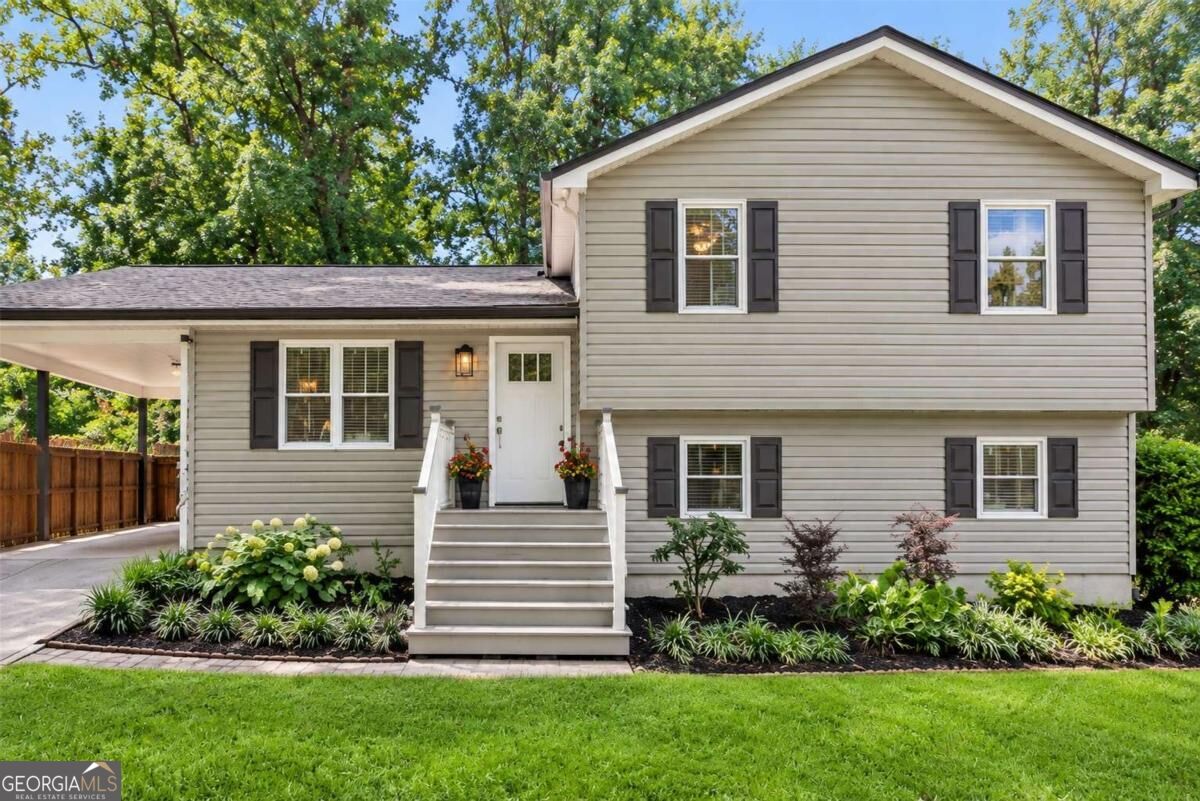 105 Stone Wood Ln — photo