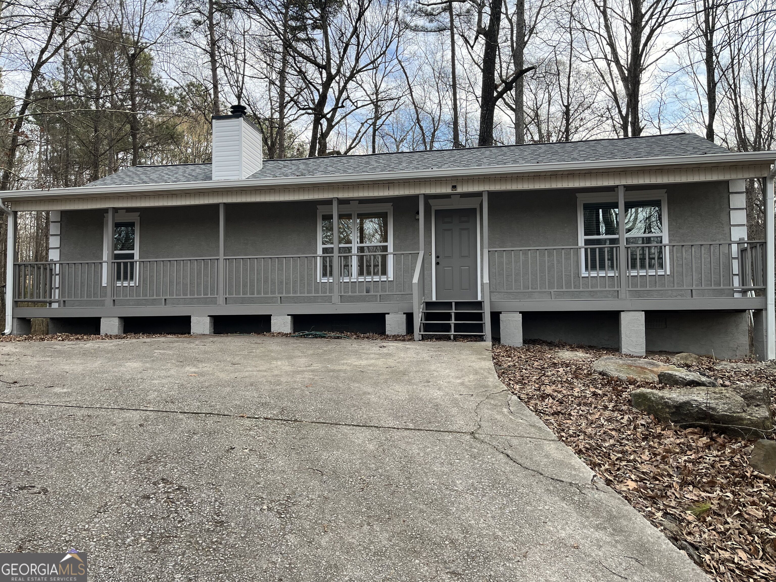 507 Lakeshore Dr — photo