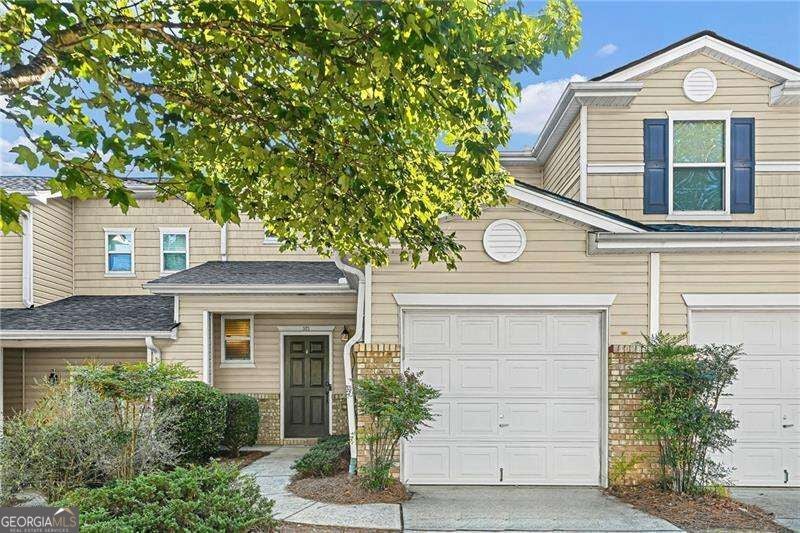 302 Oak Leaf Pl — photo