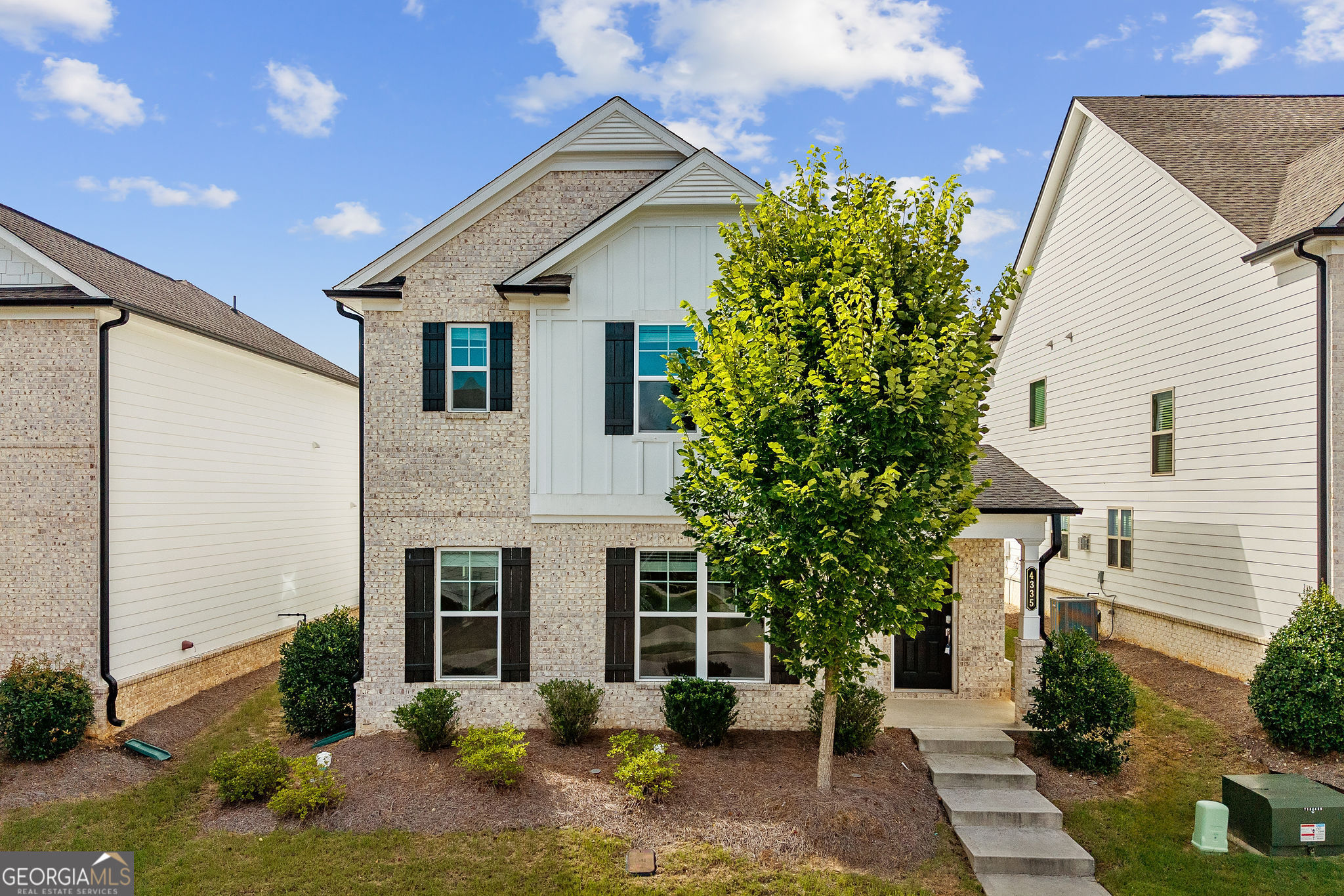 4335 Magpie Dr — photo