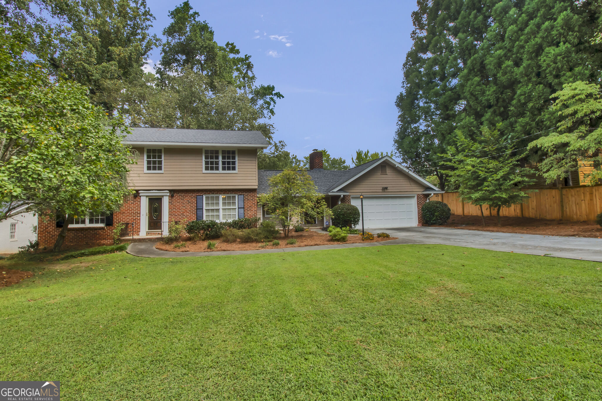 2594 W Fontainebleau Ct — photo