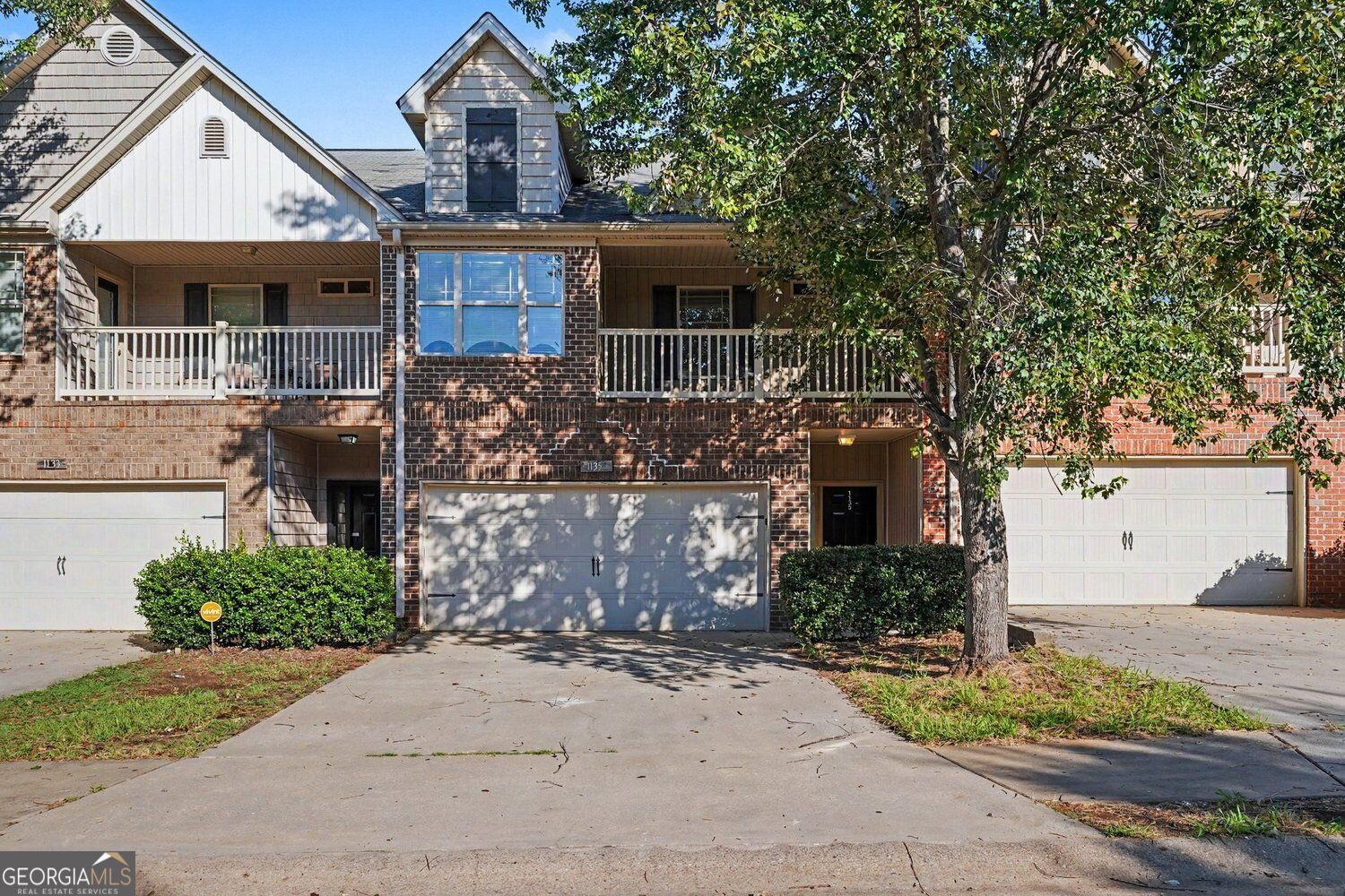 1135 McConaughy Ct — photo