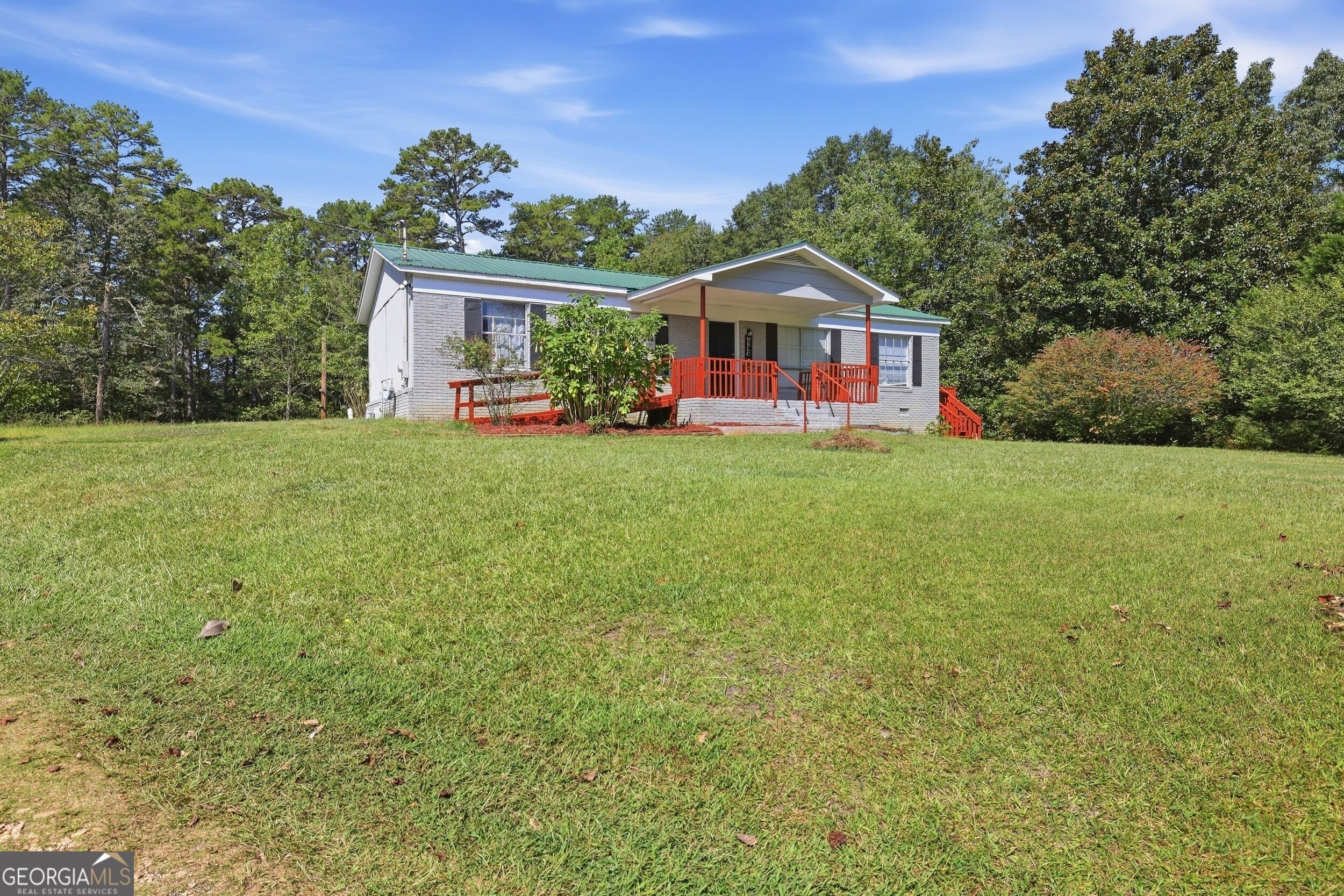 814 Brookdale Rd — photo