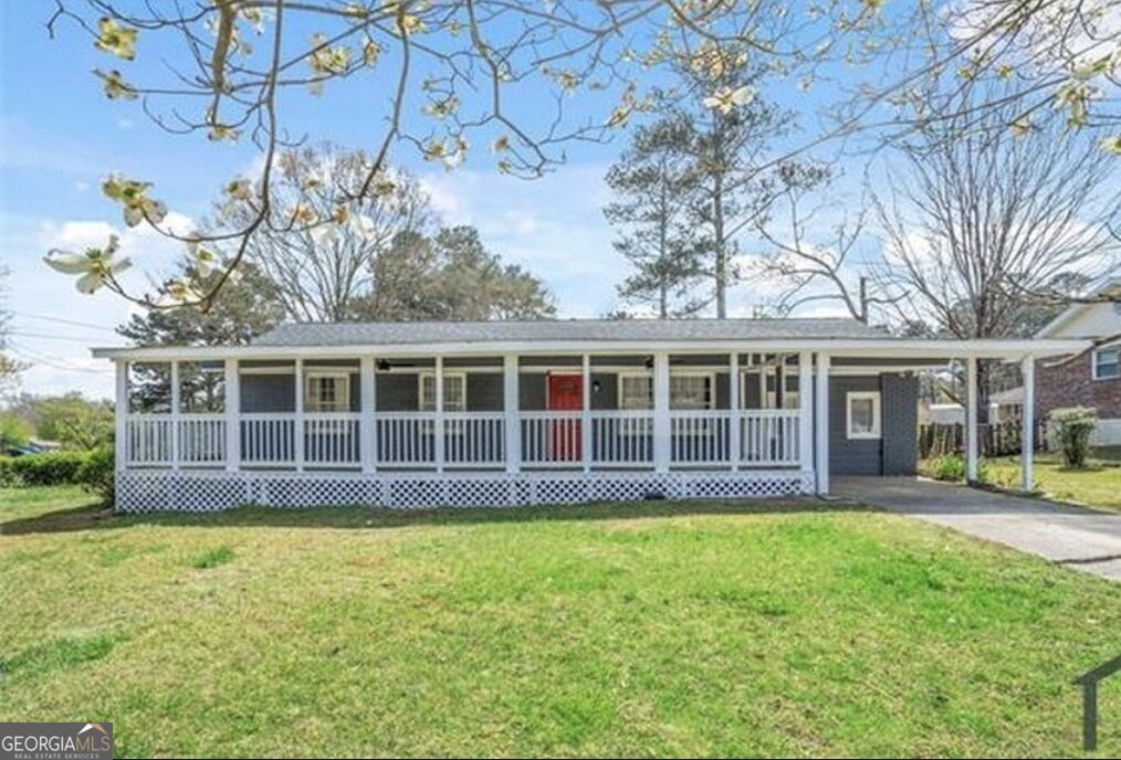8170 Huntington Dr — photo