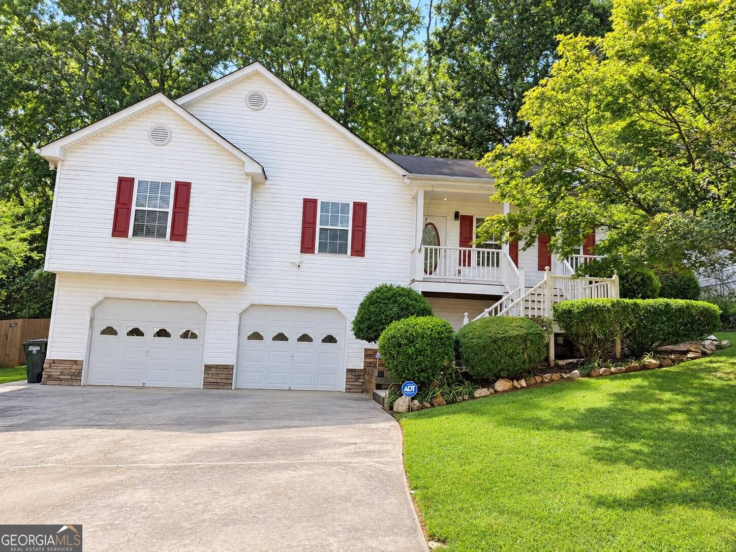 113 Jake Taylor Dr — photo