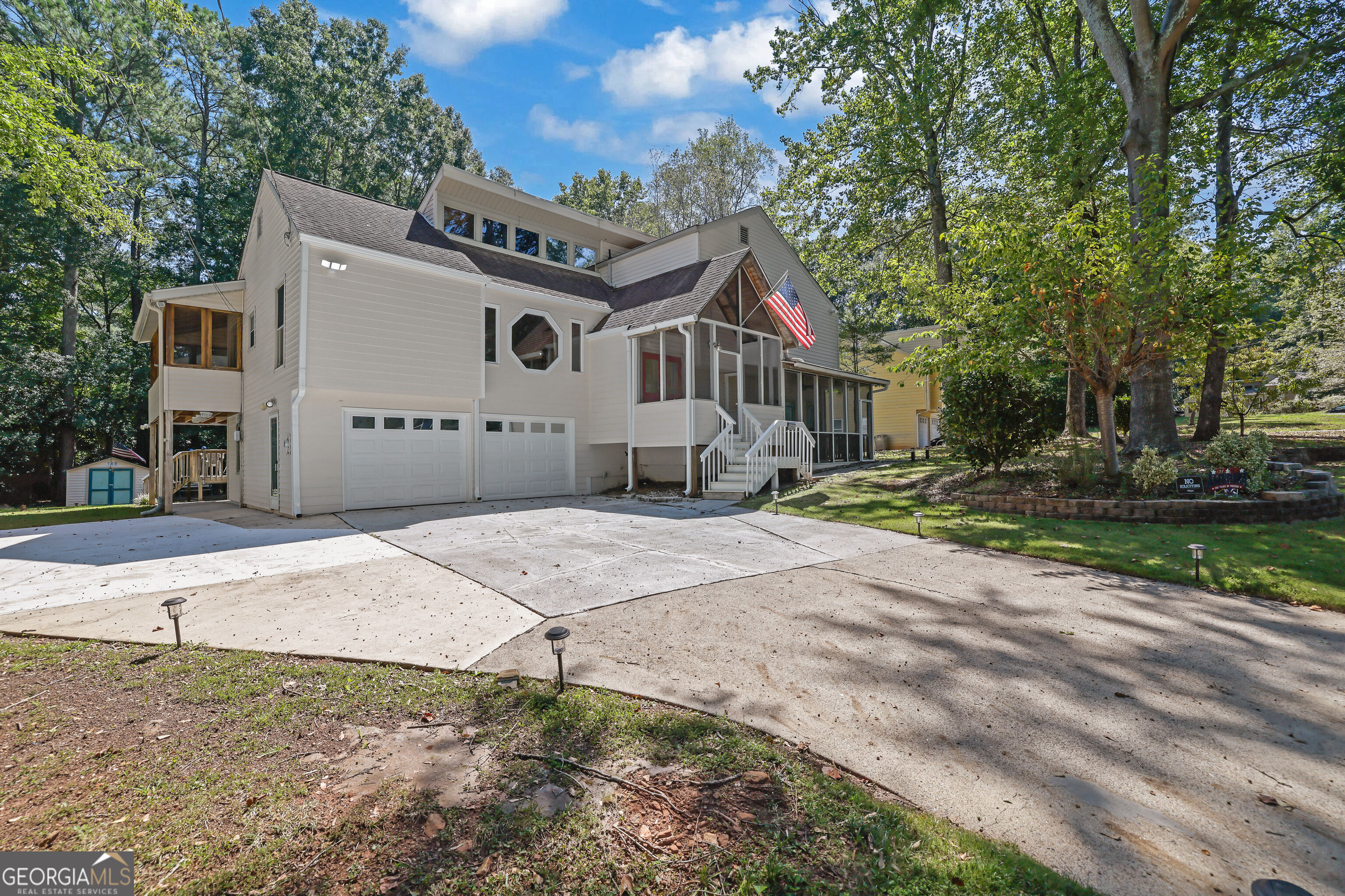 3956 Viewpoint Ct — photo