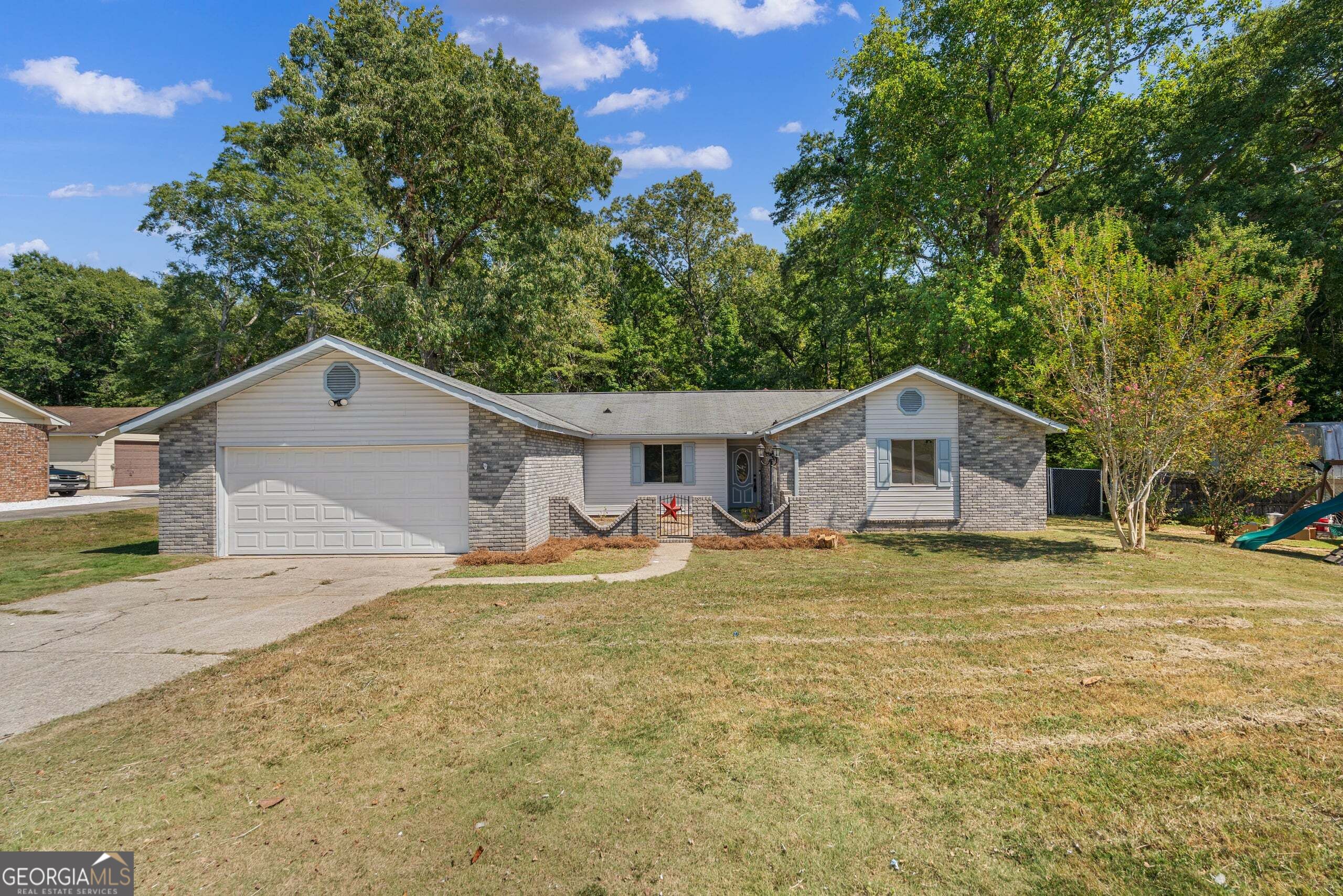 6130 Brittany Court — photo