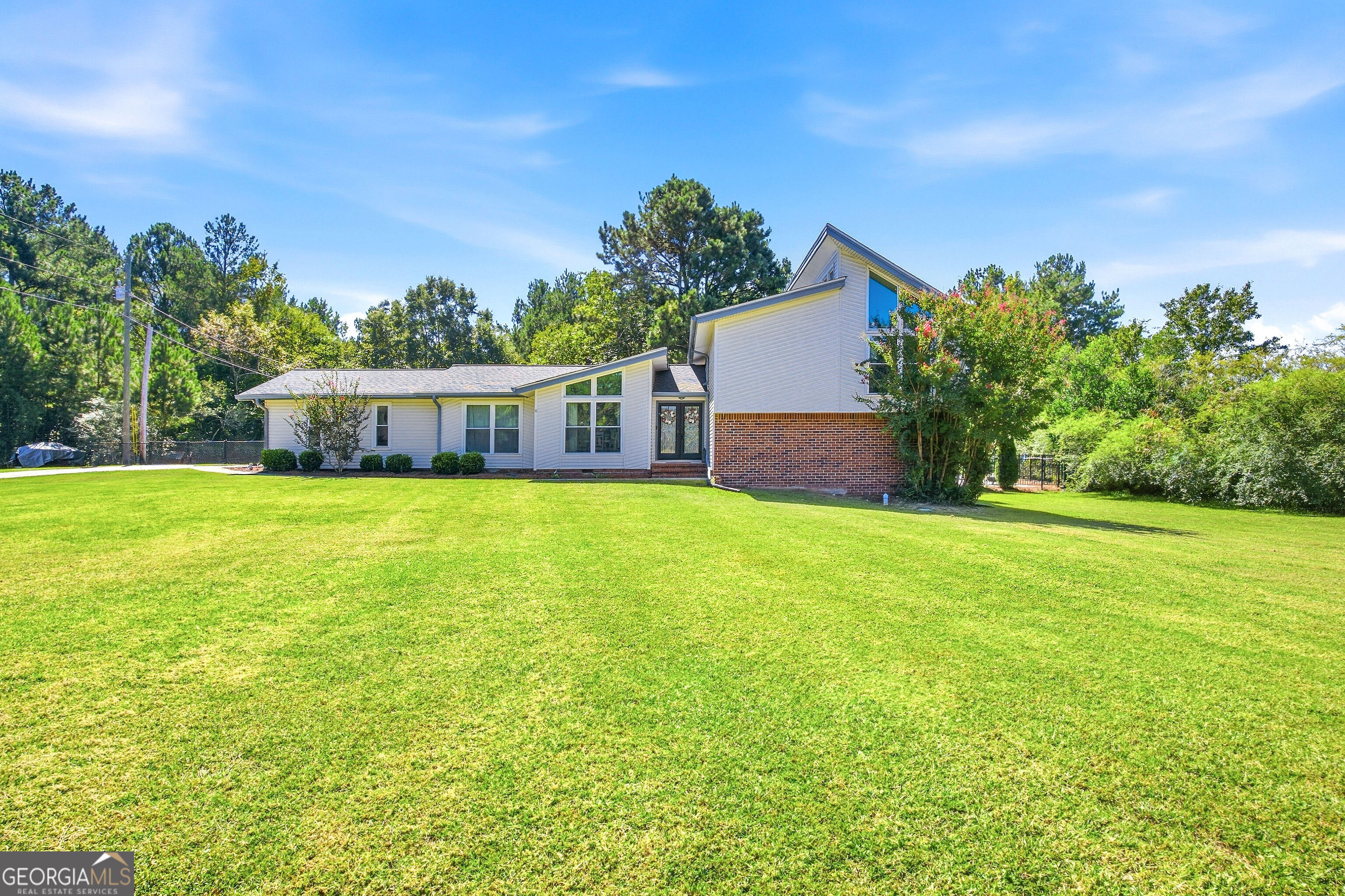 1470 Stone Lea Dr — photo