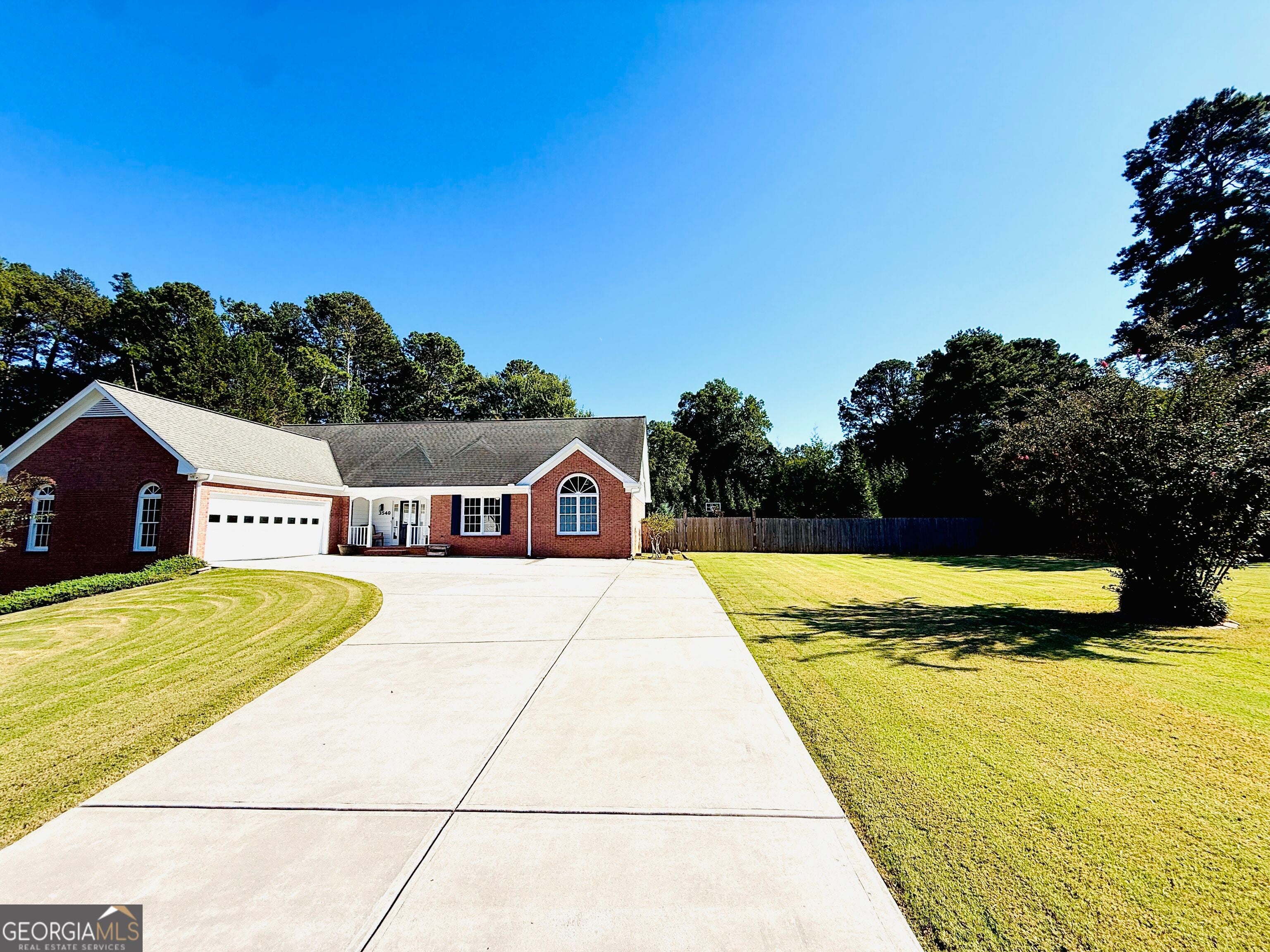 3540 Parkwood Hills Ct — photo