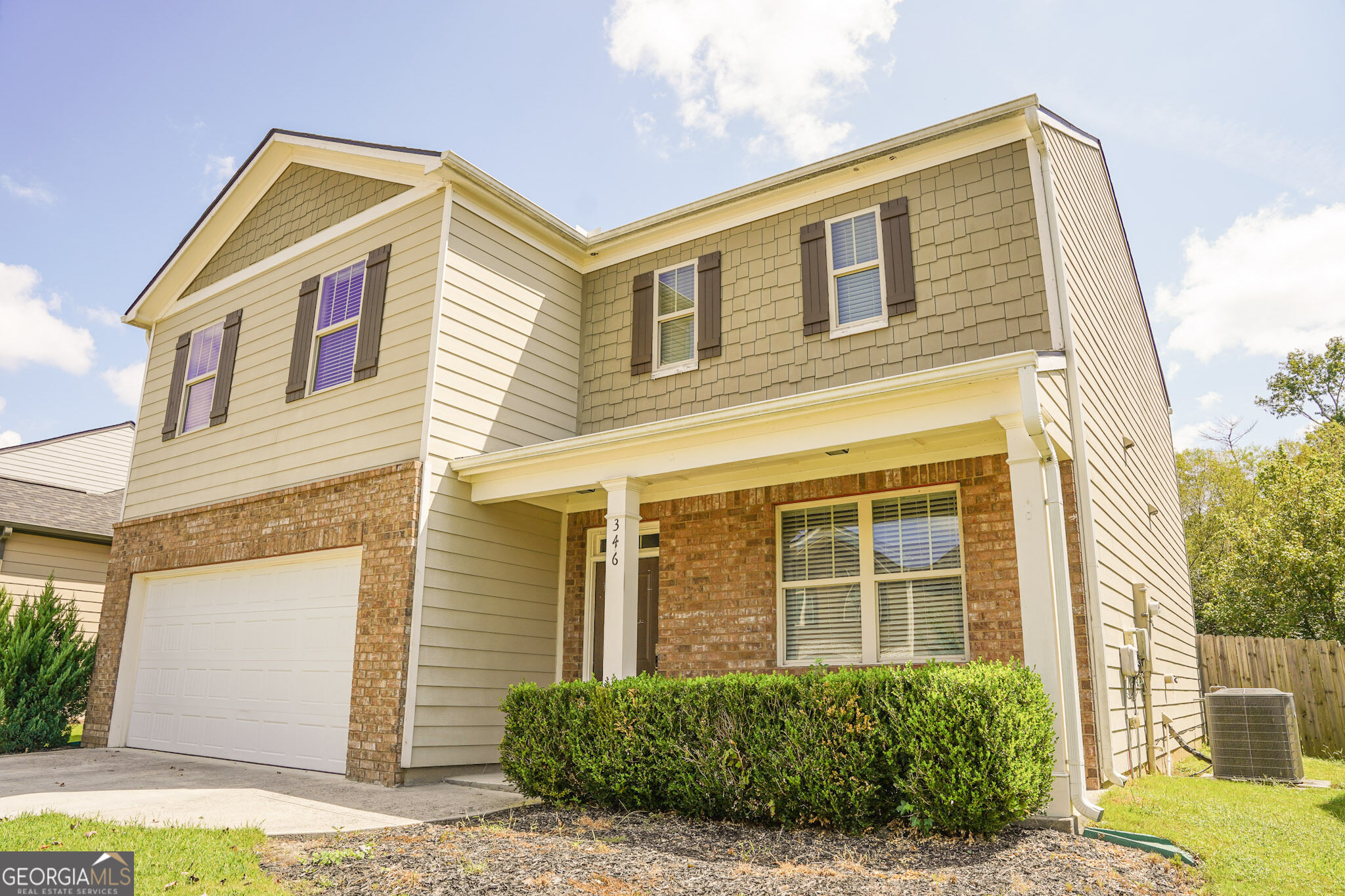 346 Maple Brook Dr — photo