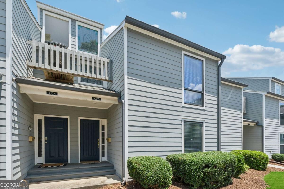1023 Riverbend Club Dr SE 23 — photo