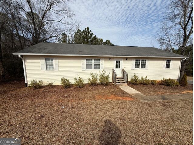 1820 North Ridge Dr NE Unit B — photo