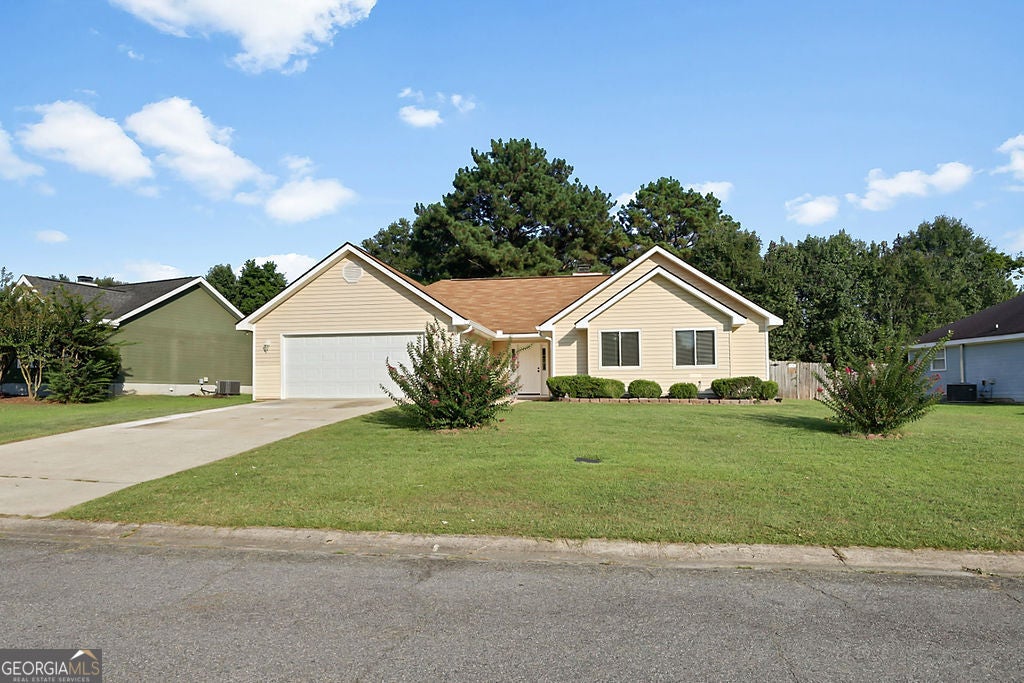 731 Gateway Dr — photo