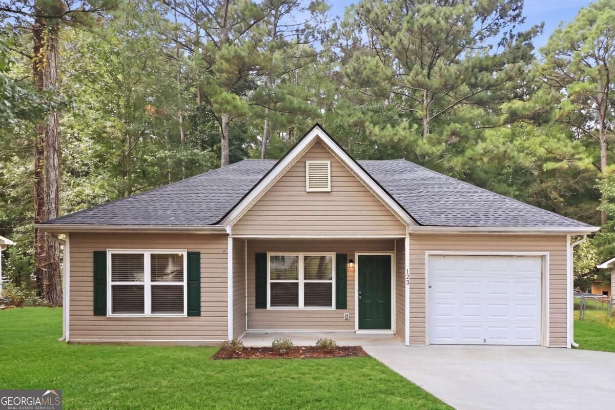 123 Whispering Pine Ln NE — photo