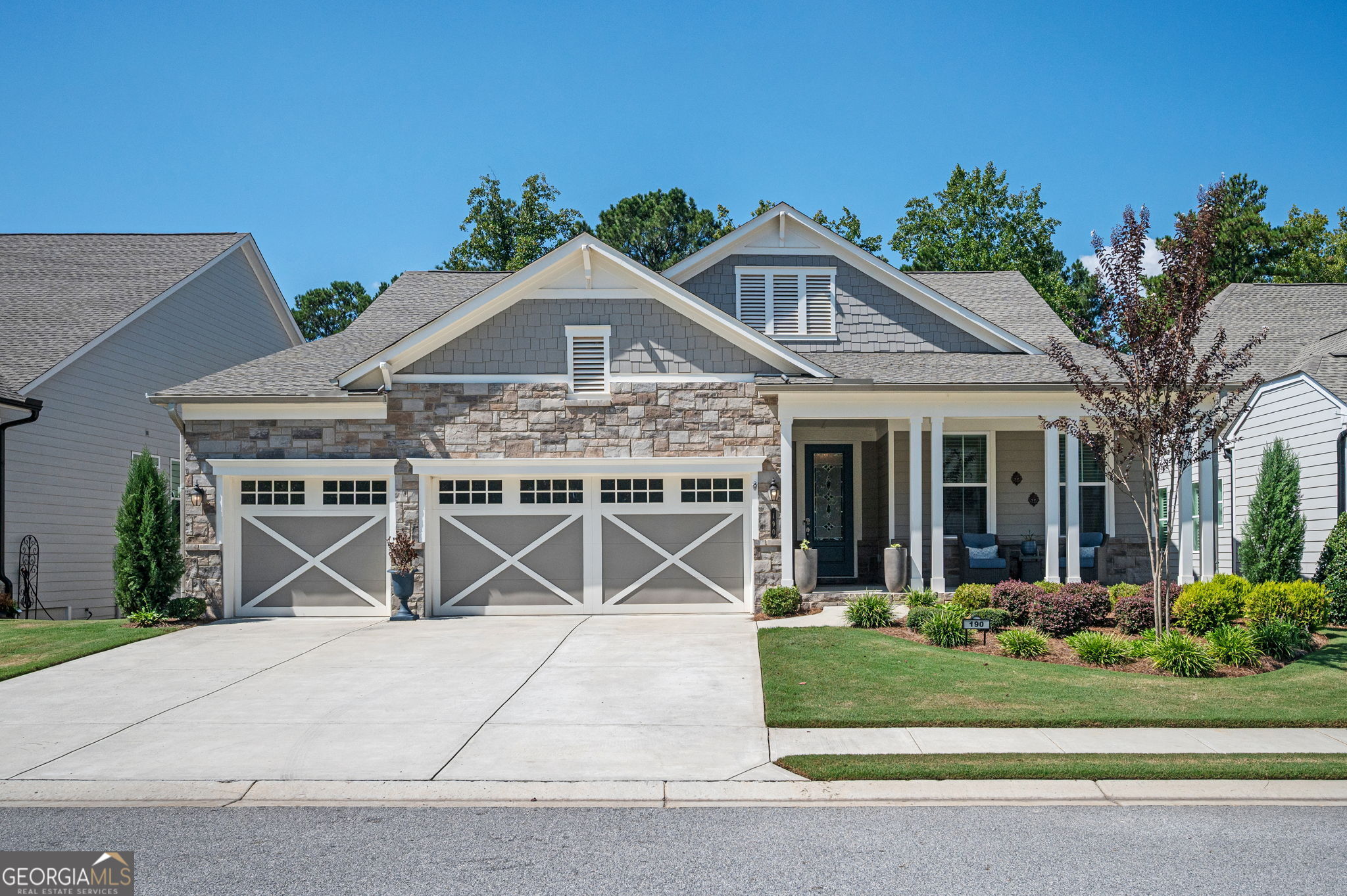 190 Tahoe Ct — photo
