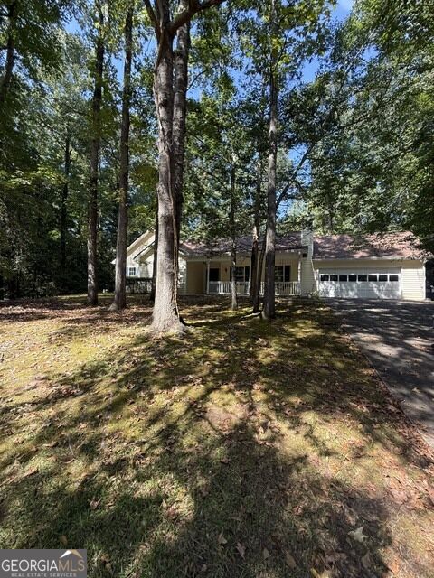 255 Lakeside Dr — photo