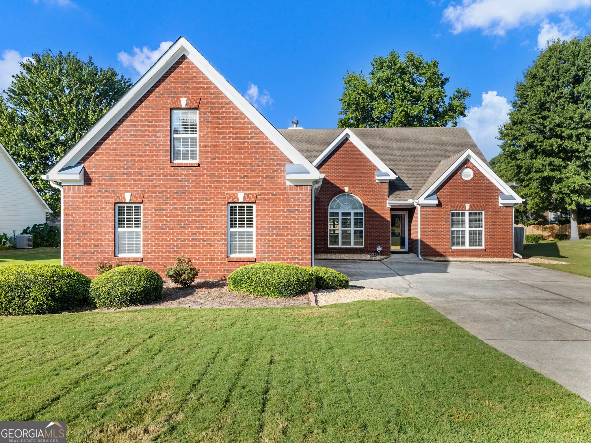 1256 Oakmont Ridge Dr — photo