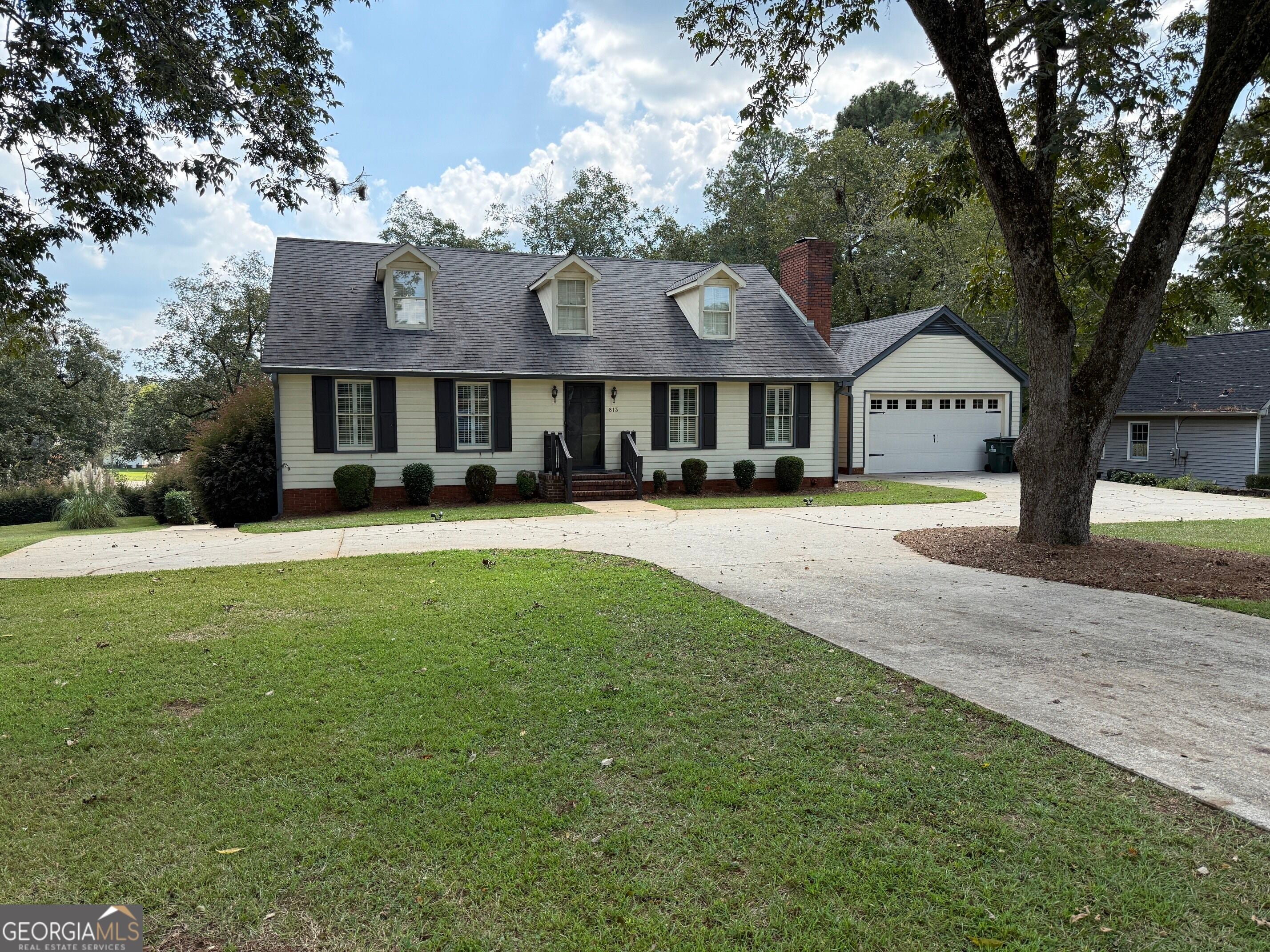 813 S Green Street — photo